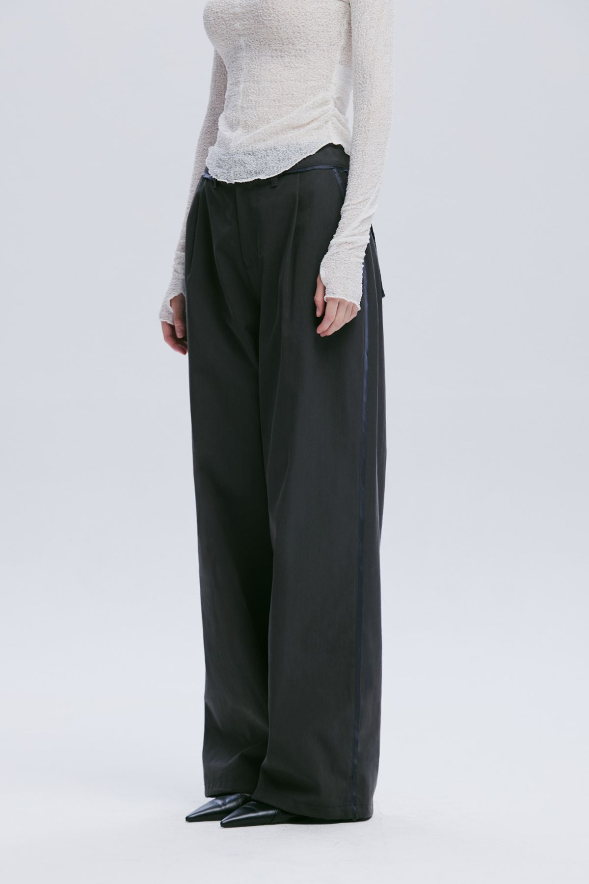 애프터아워즈(AFTERHOURS) COTTON RAW CUT WIDE PANTS (CHARCOAL)