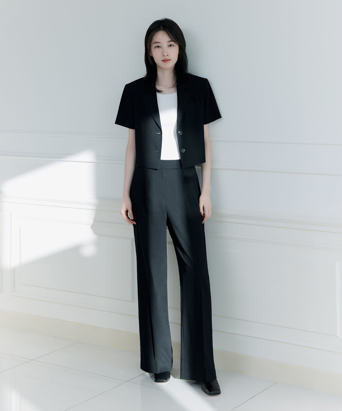 마인드브릿지 우먼(MIND BRIDGE WOMEN) [W]크롭반팔자켓 - 2color MYJK3203