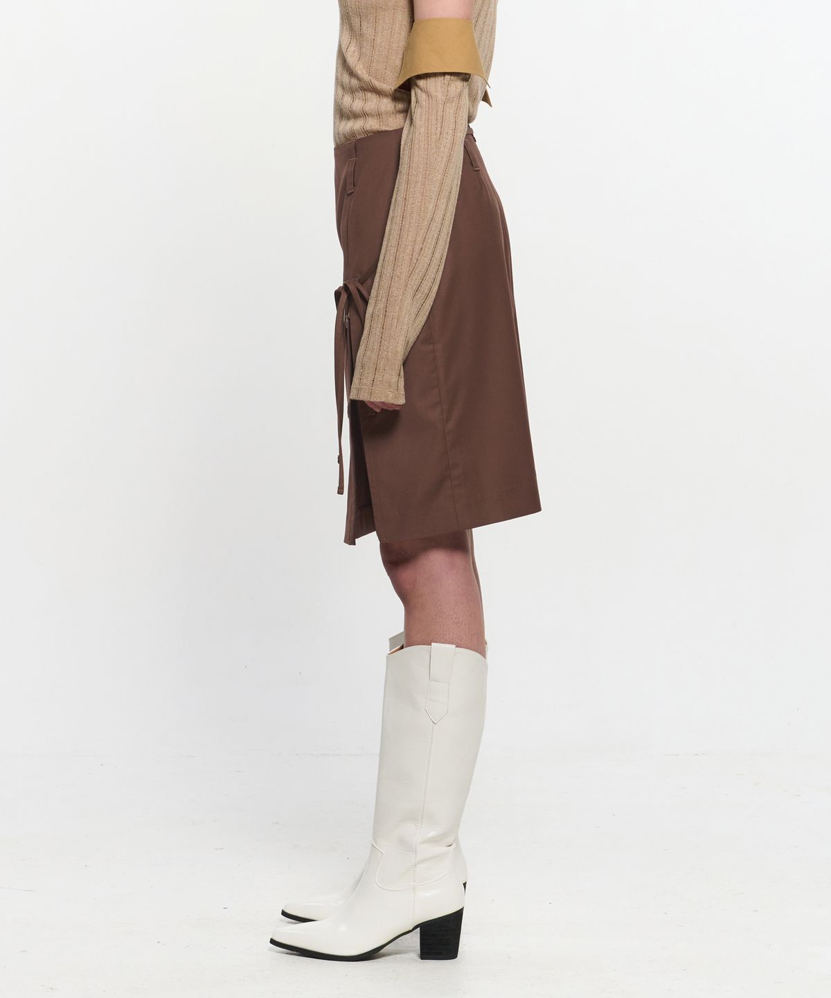 킴지수(KIMZISU) Ribbon Tied Slit Skirt _ BROWN