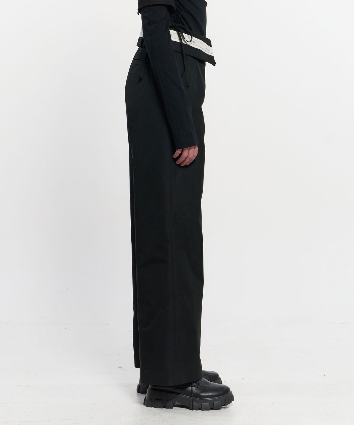 킴지수(KIMZISU) Fold Over Wide Slacks _ BLACK