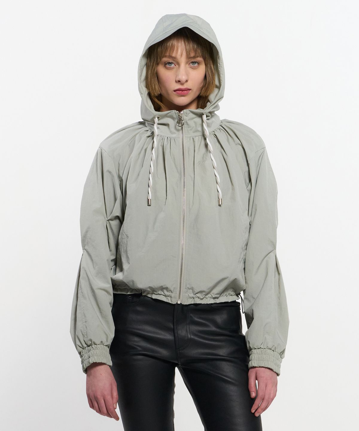 킴지수(KIMZISU) Neck Shirring Hooded Windbreaker _ GREY