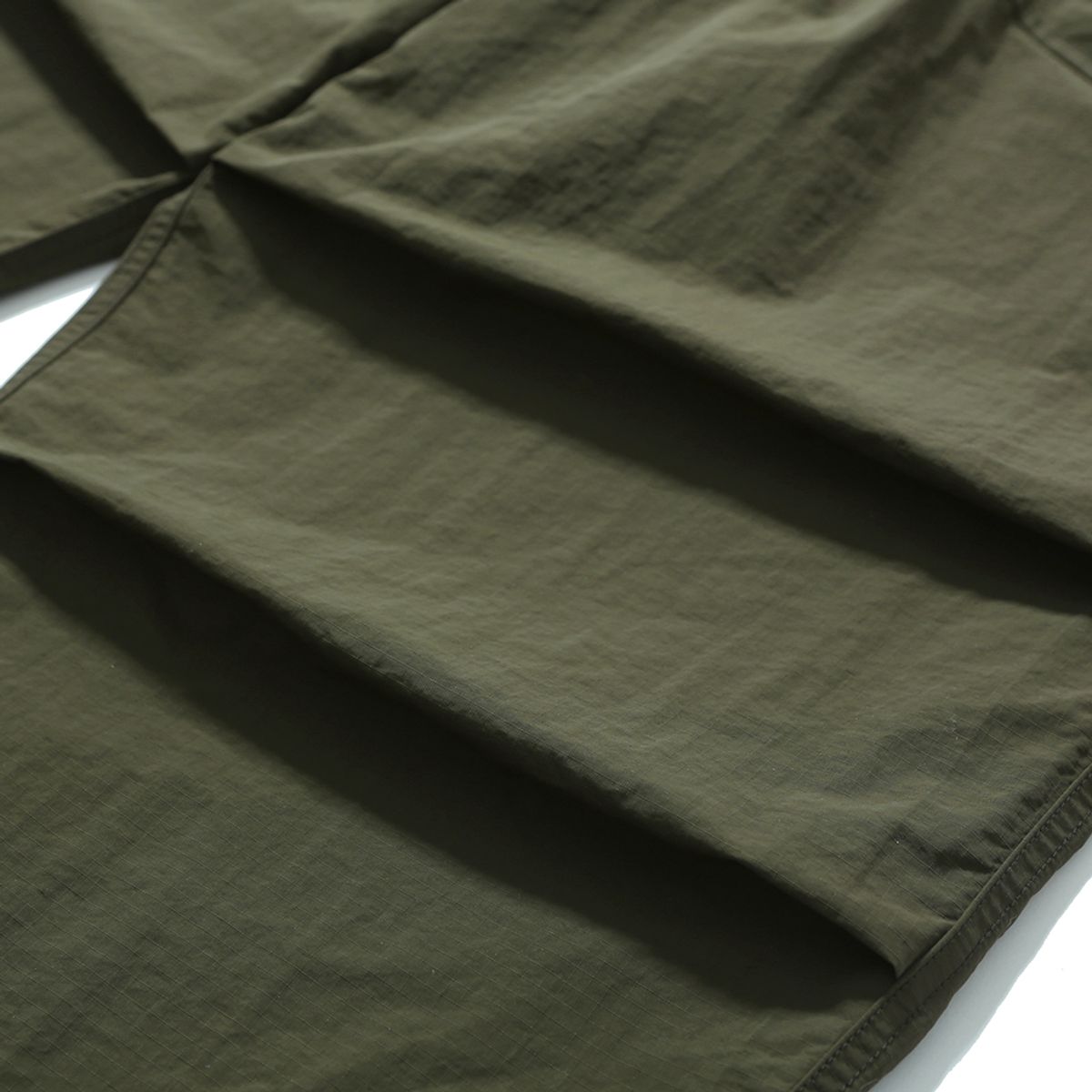 모이프(MOIF) [SS24]OVER FTG PANTS / OLIVE RIPSTOP