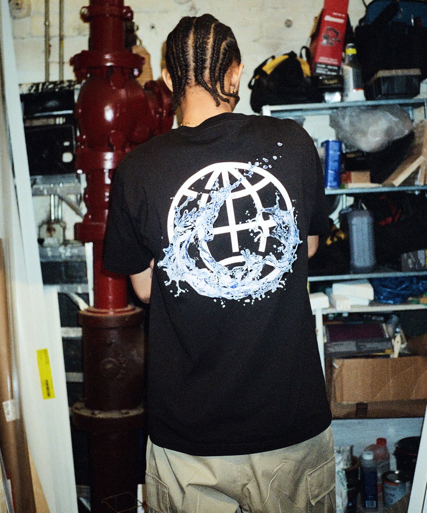 MUSINSA | LMC WATER SPLASH TEE charcoal