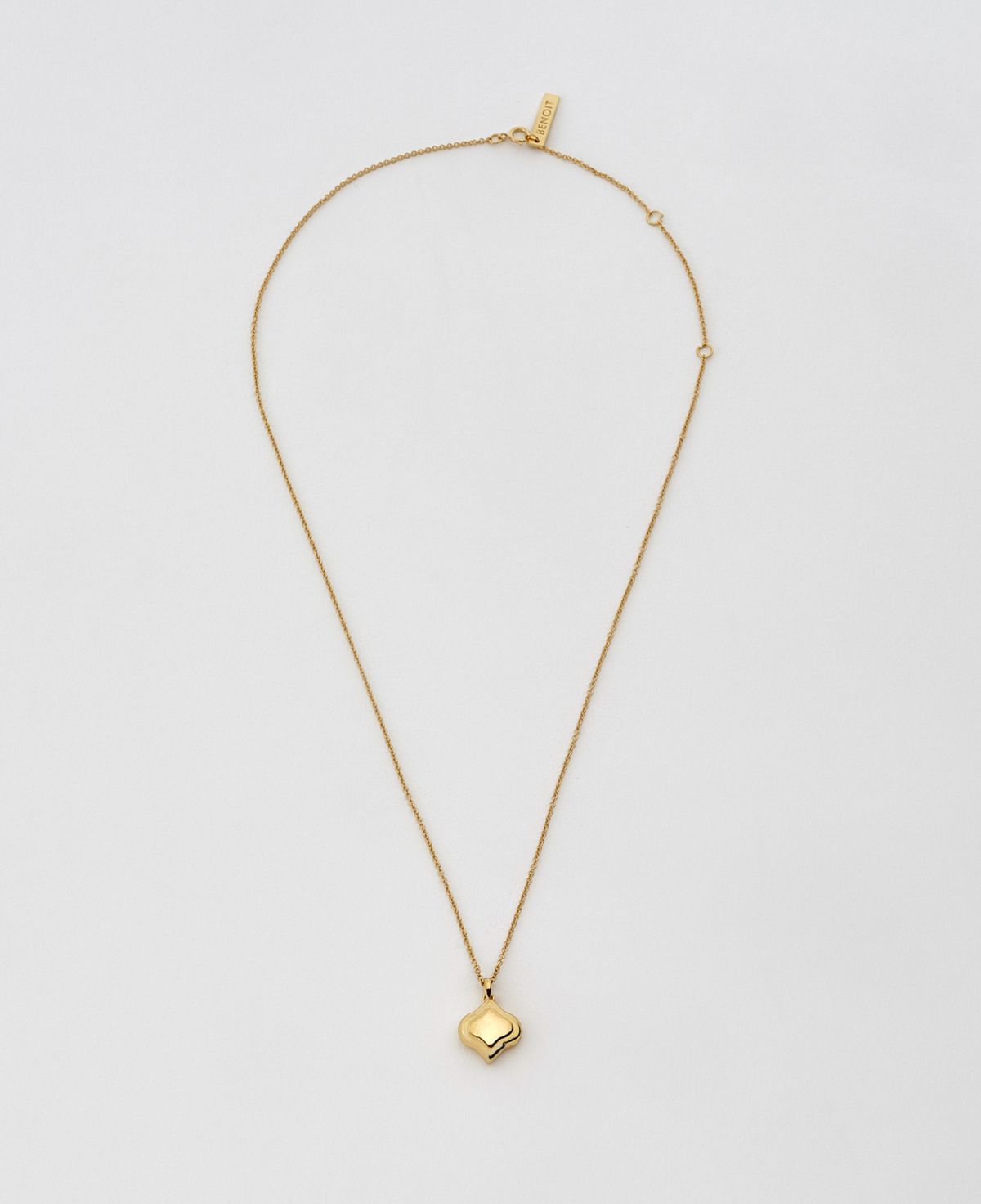 베누아(BENOIT) NK07GL Medium Clover Pendant [Gold]