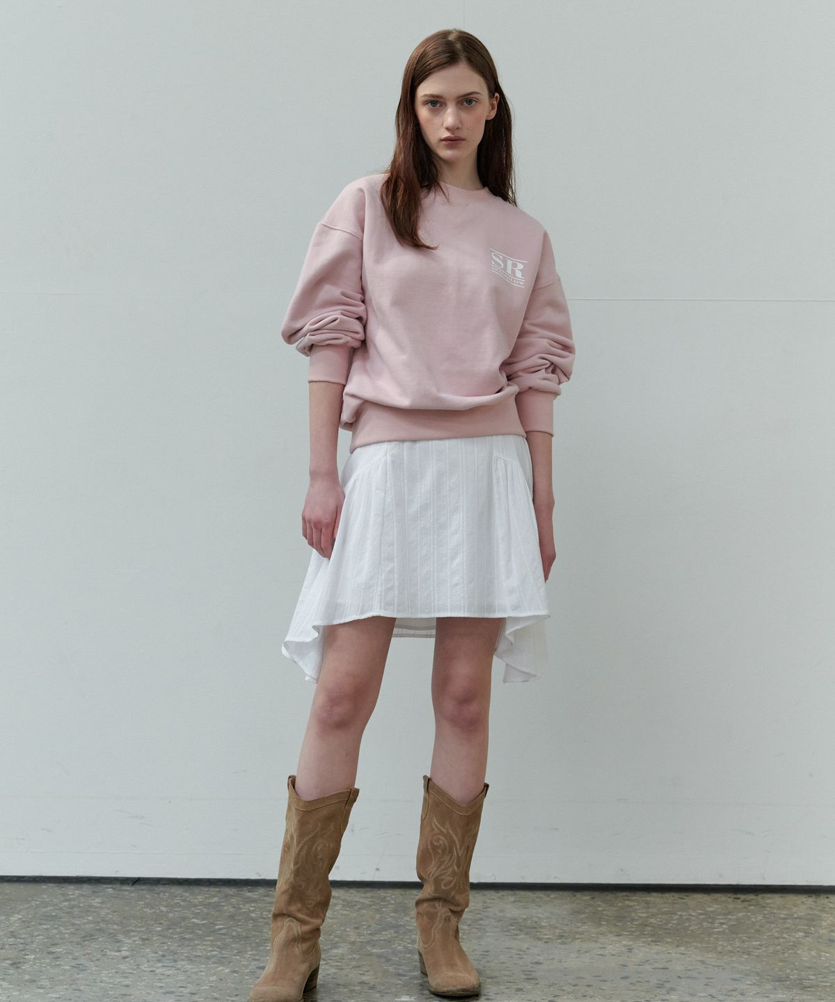 쏘이르(SO IR) SR SMALL LOGO SWEATSHIRT - PINK