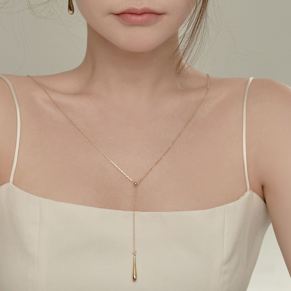 베스티(BESTY) [18k골드무니켈도금] 이터널 세레니티 슬라이드 목걸이 (Eternal Serenity Slide Necklace)