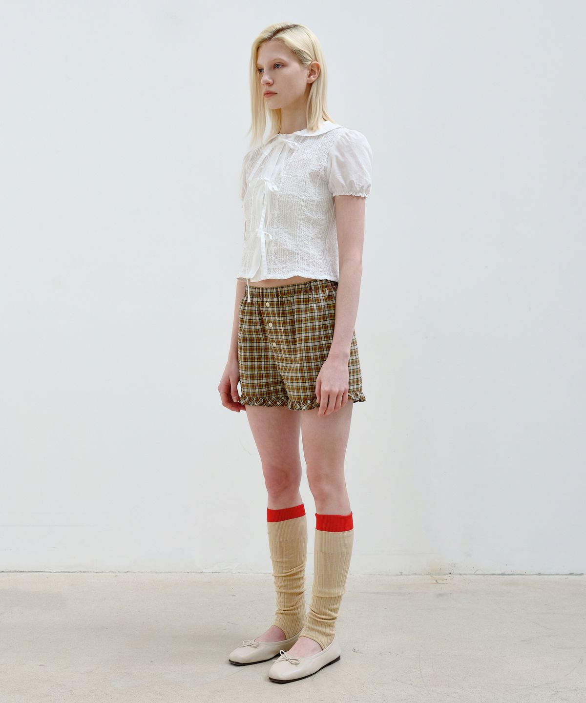 아옵트(AOPT) CHECK FRILL SHORTS - BROWN