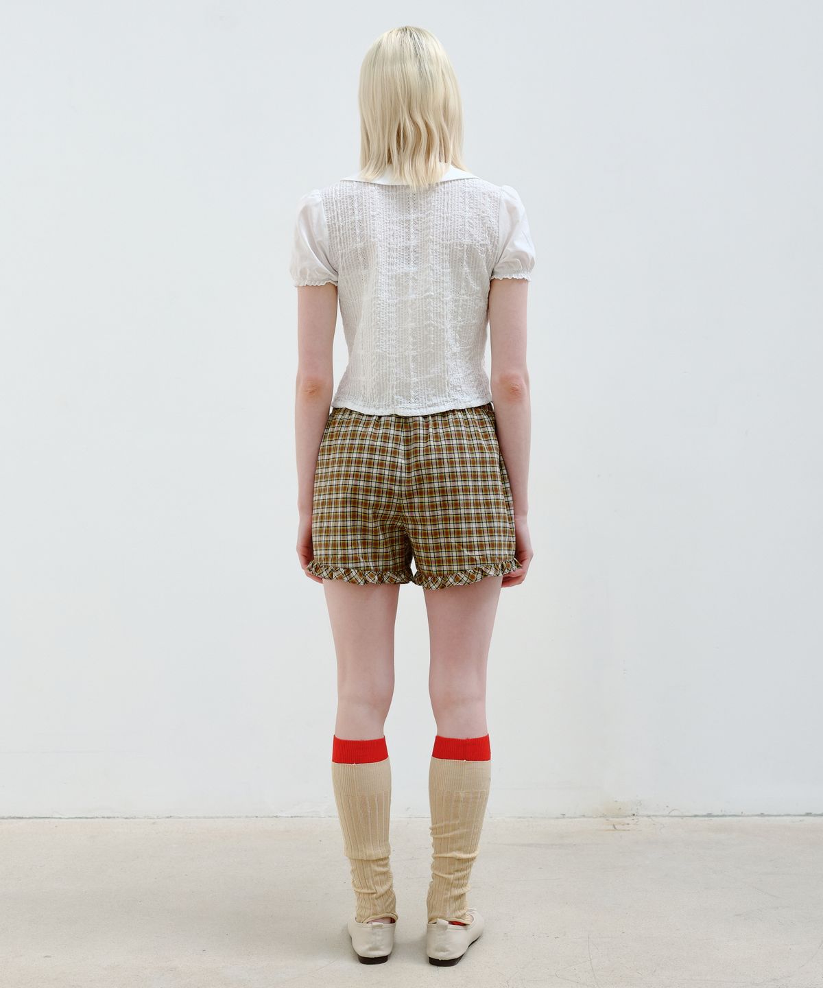 아옵트(AOPT) CHECK FRILL SHORTS - BROWN