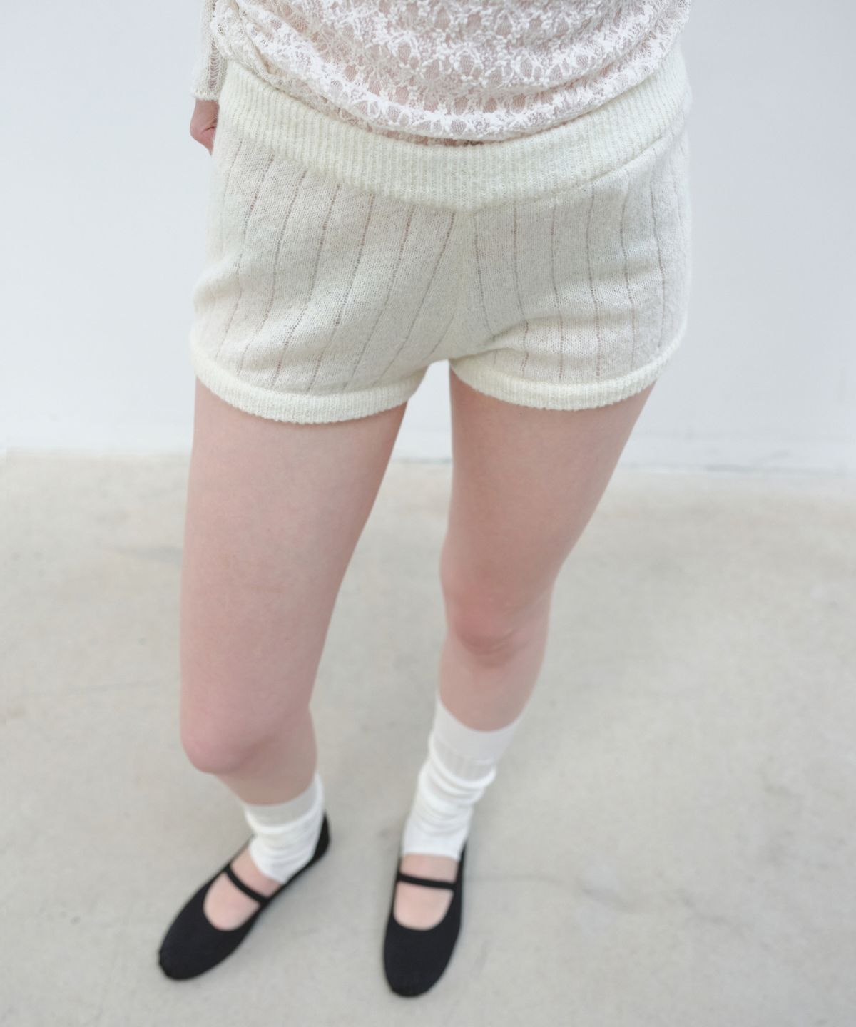 아옵트(AOPT) RIBBED KNIT SHORTS - IVORY