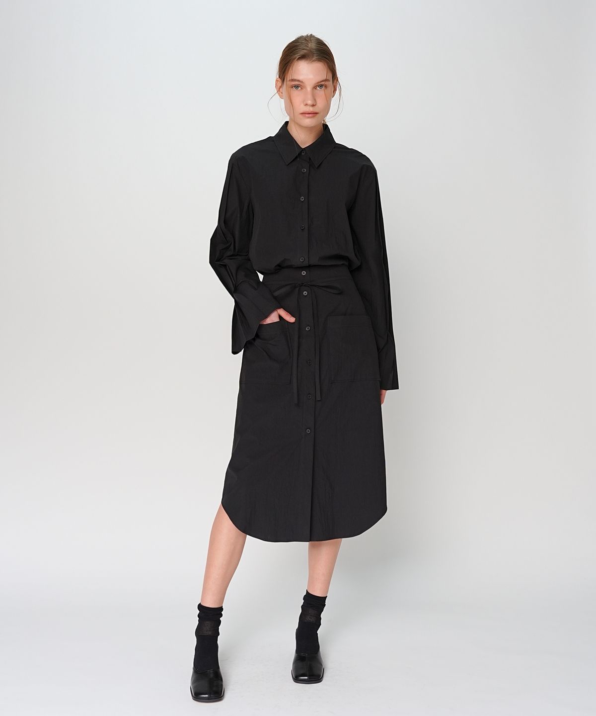 폴앤앨리스(PAUL&ALICE) PLEATS SLEEVE SHIRT / BLACK