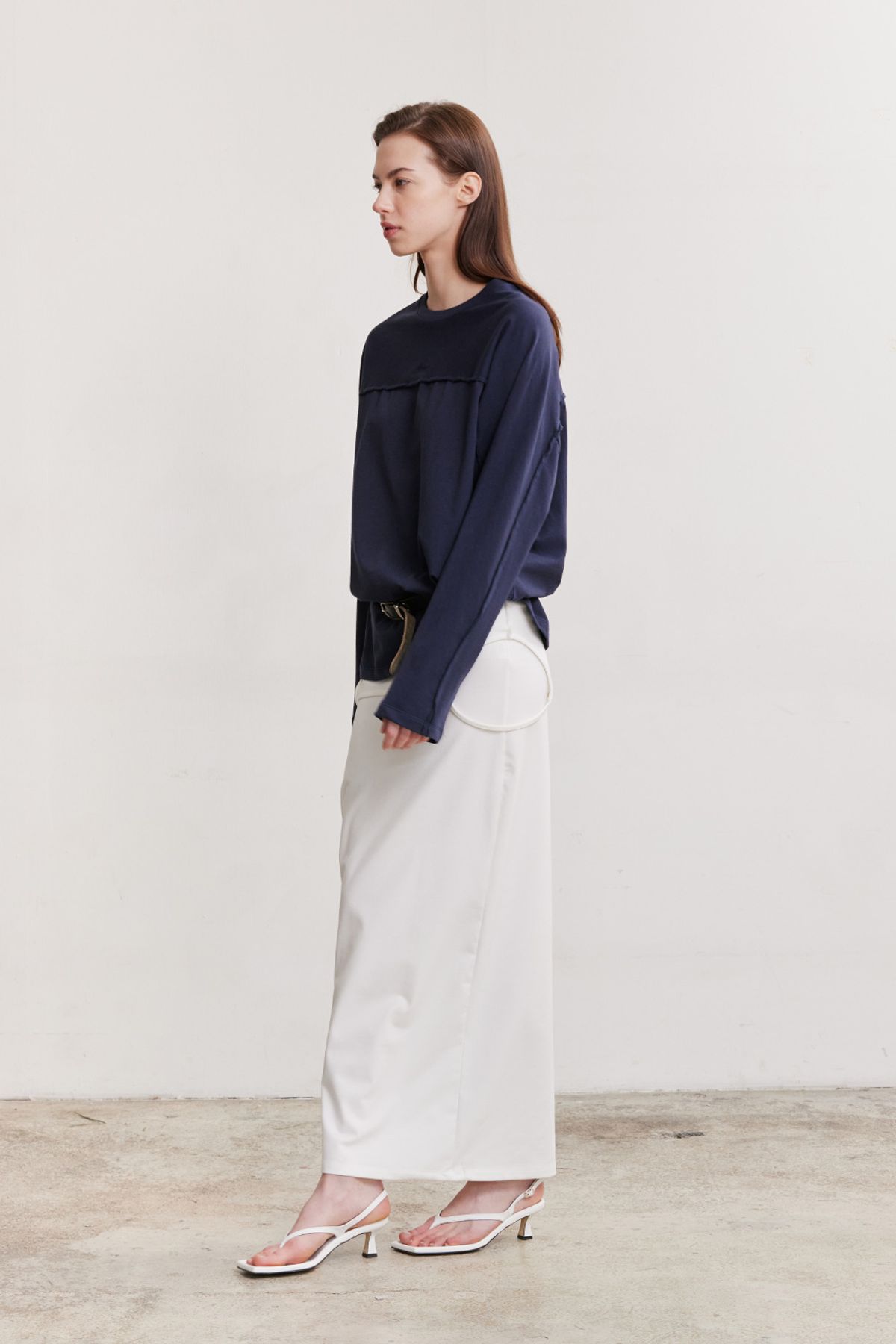 애프터아워즈(AFTERHOURS) RAW CUT LINE OVERSIZED TOP (NAVY)
