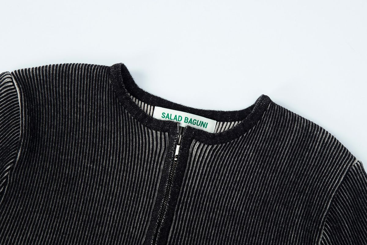 샐러드바구니(SALAD BAGUNI) Two-tone zip-up cardigan - black cream