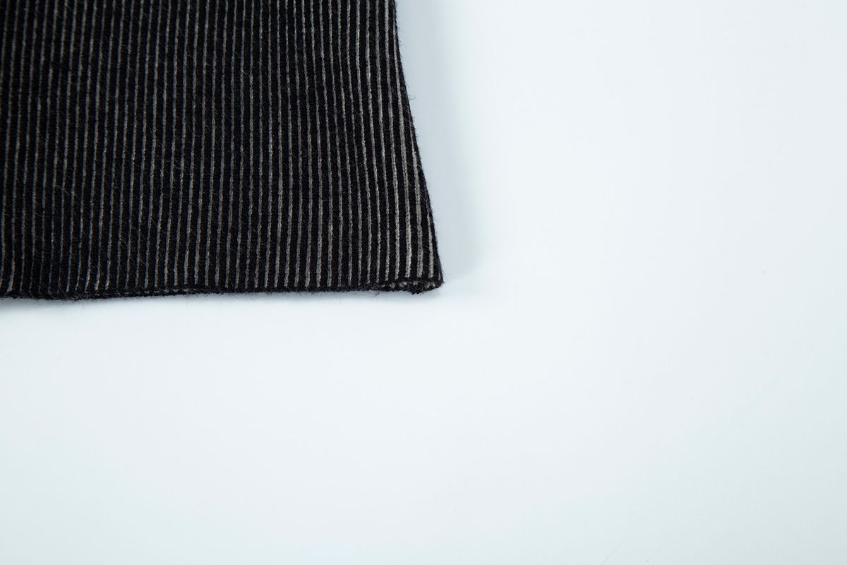 샐러드바구니(SALAD BAGUNI) Two-tone zip-up cardigan - black cream