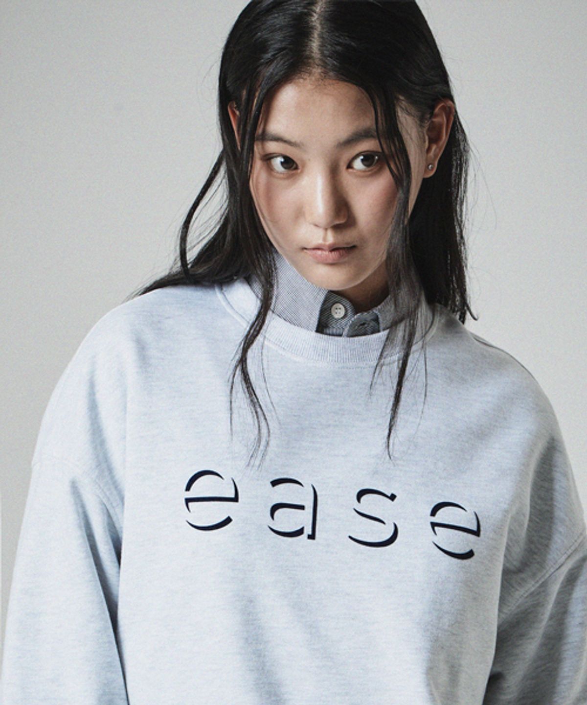 이즈(EASE) ESSENTIAL SWEATSHIRTS_M/WHITE