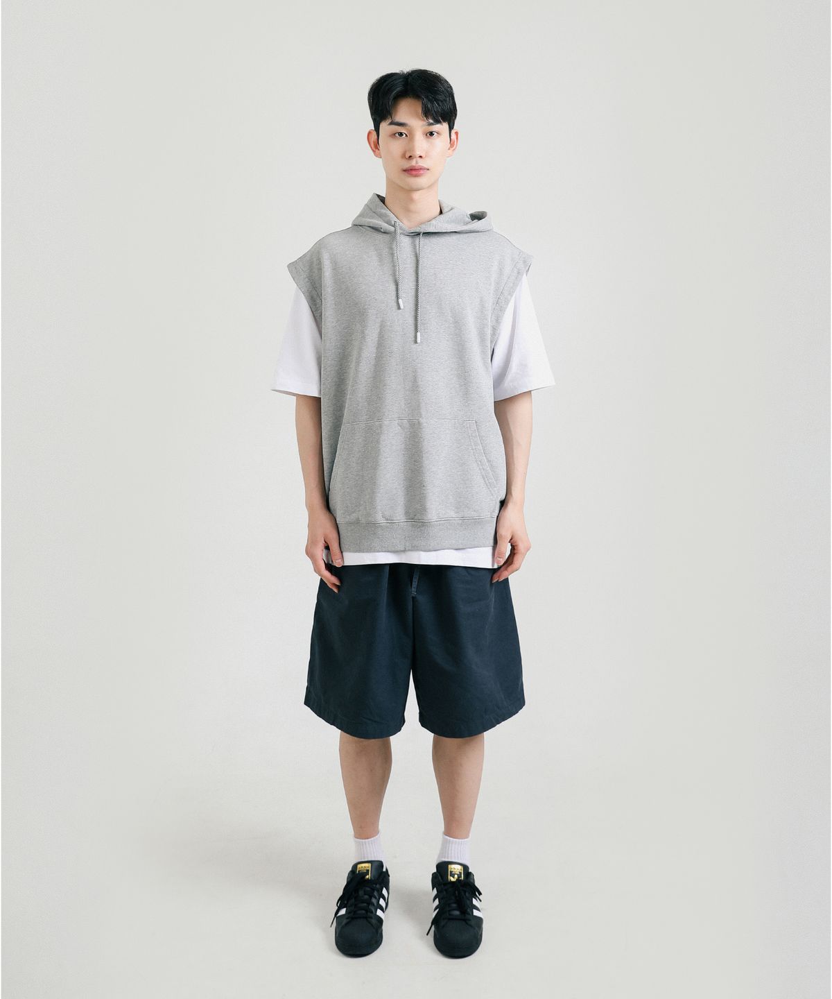 캔바츠(CANVARTS) 베이직 레이어드 후드 베스트 (그레이)
