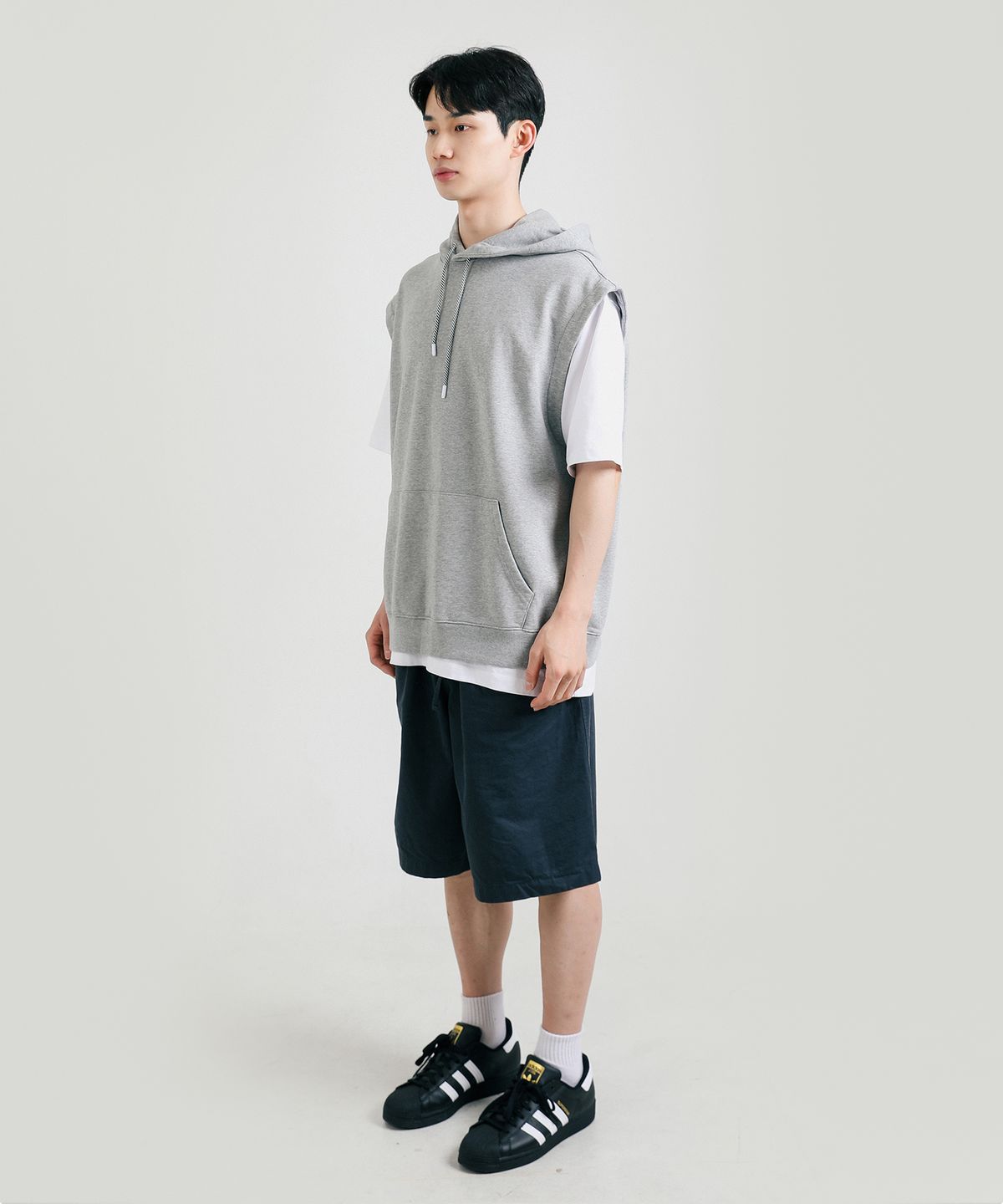 캔바츠(CANVARTS) 베이직 레이어드 후드 베스트 (그레이)