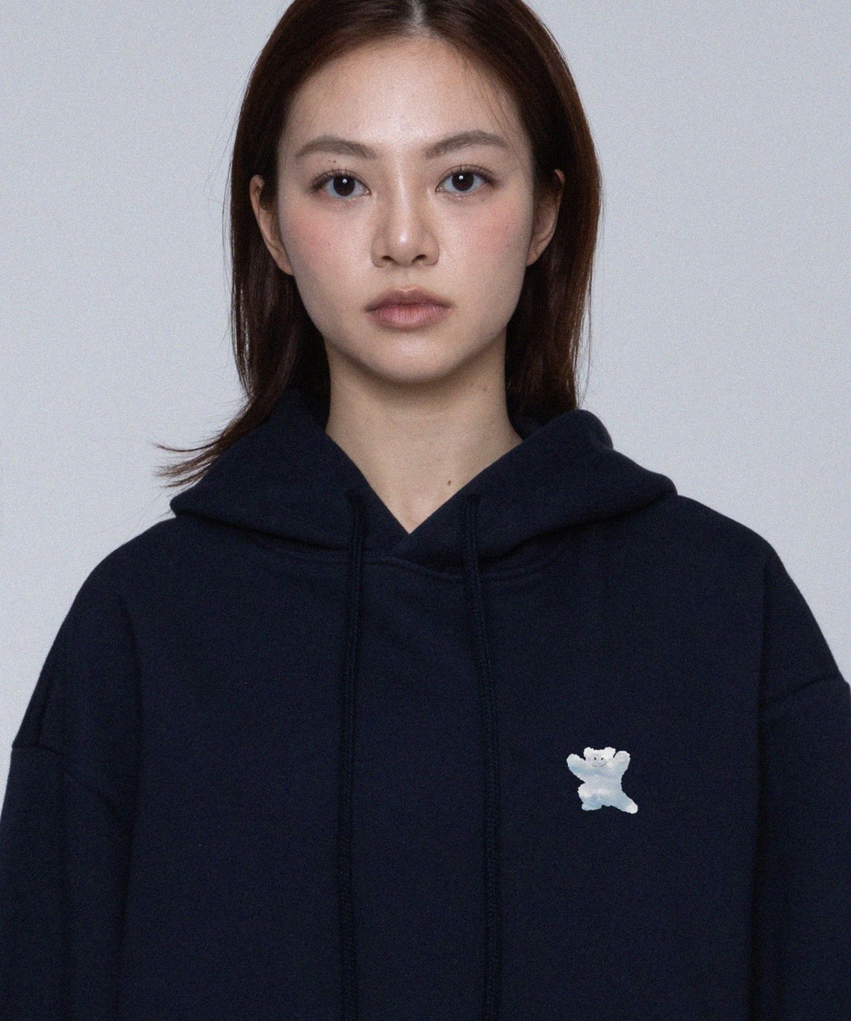 그레이버(GRAVER) [UNISEX]스몰 구름 베어스마일 후드티_네이비