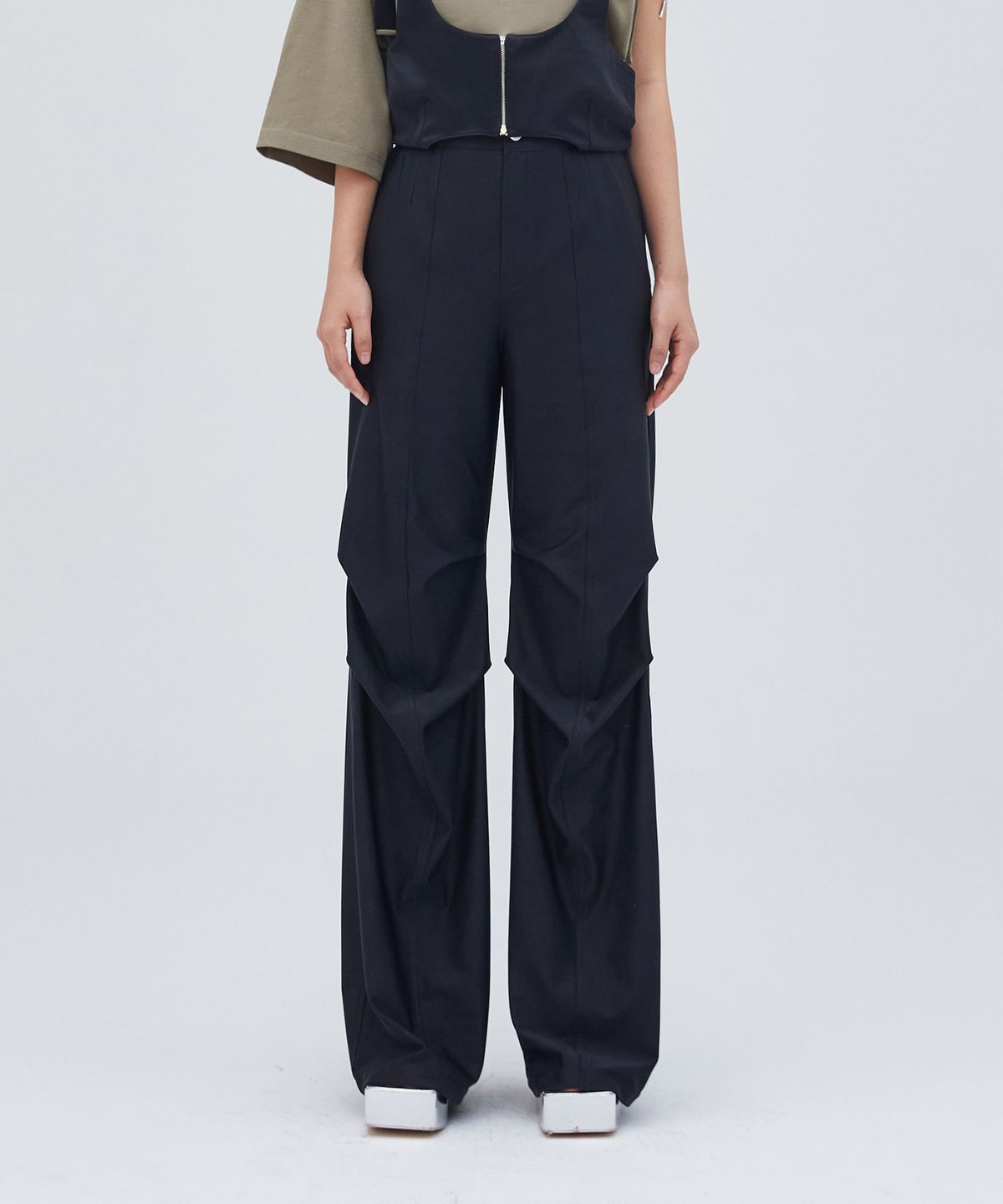 라라폭스(LALAFOX) TWO-WAY ZIPPER PANTS BLACK BQ2WP002