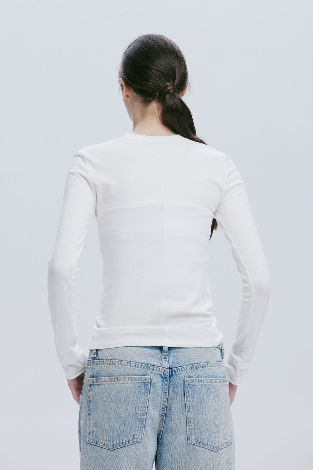 애프터아워즈(AFTERHOURS) DOUBLE LAYERED LONG SLEEVE TOP (IVORY)