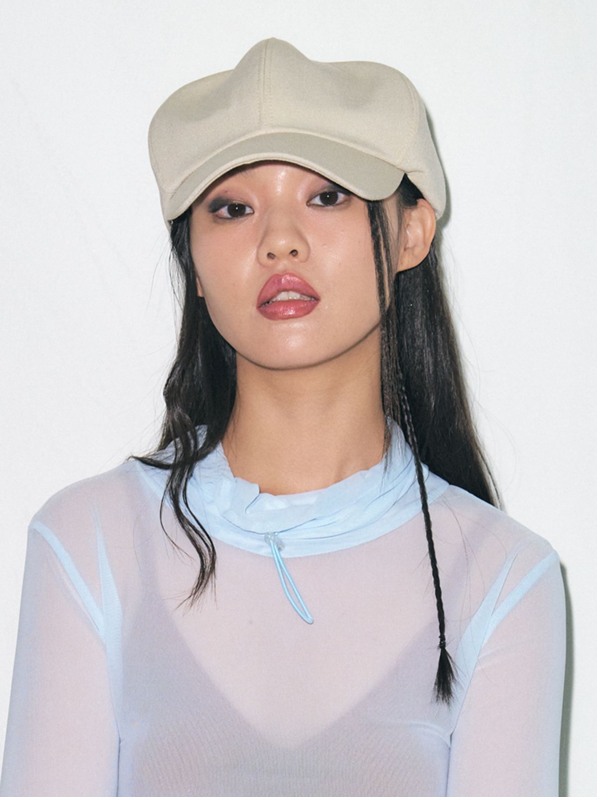 포에지담(POESIEDAME) AIRY GLEAM MAGOT HAT IN SAND