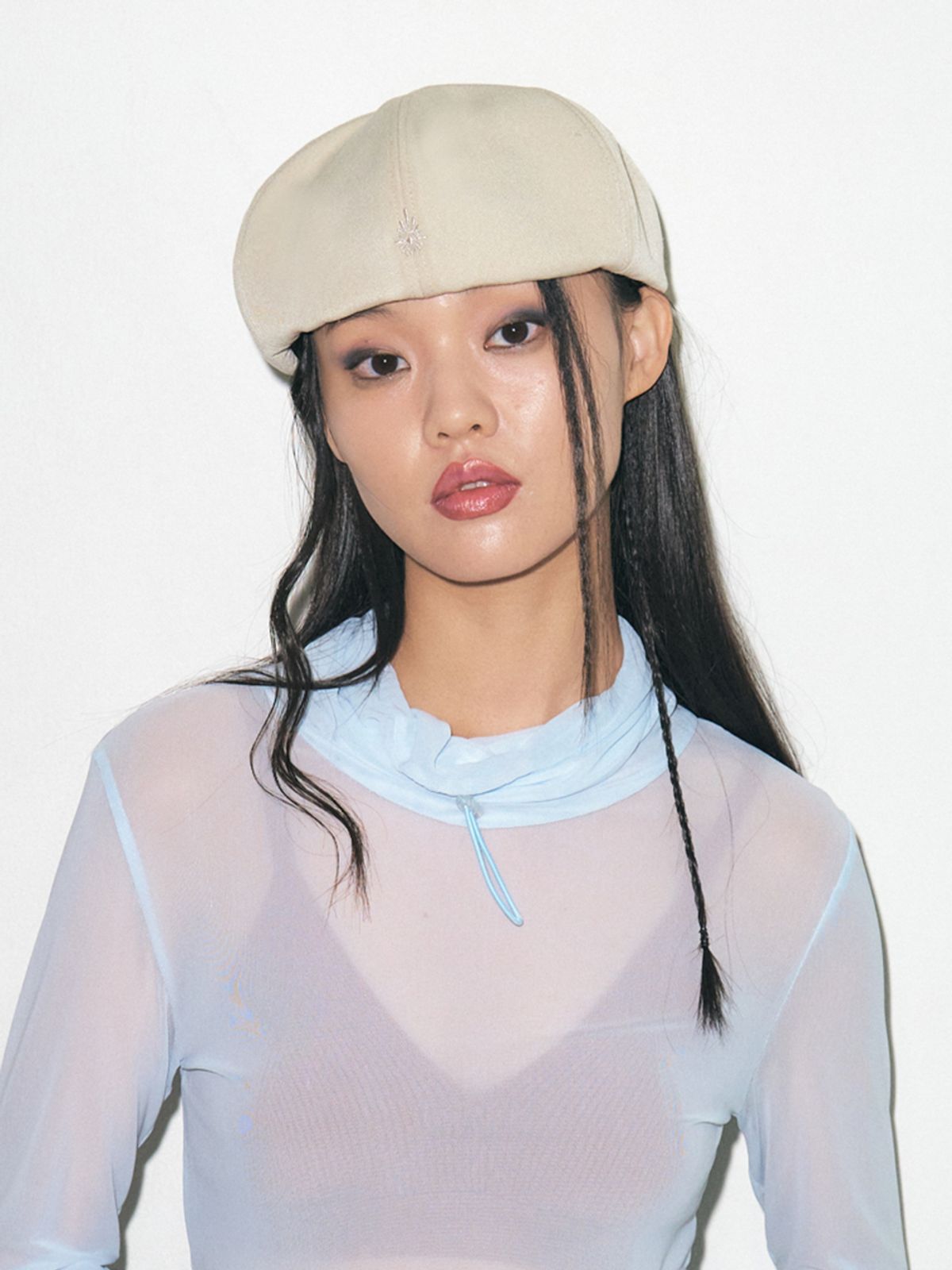 포에지담(POESIEDAME) AIRY GLEAM MAGOT HAT IN SAND