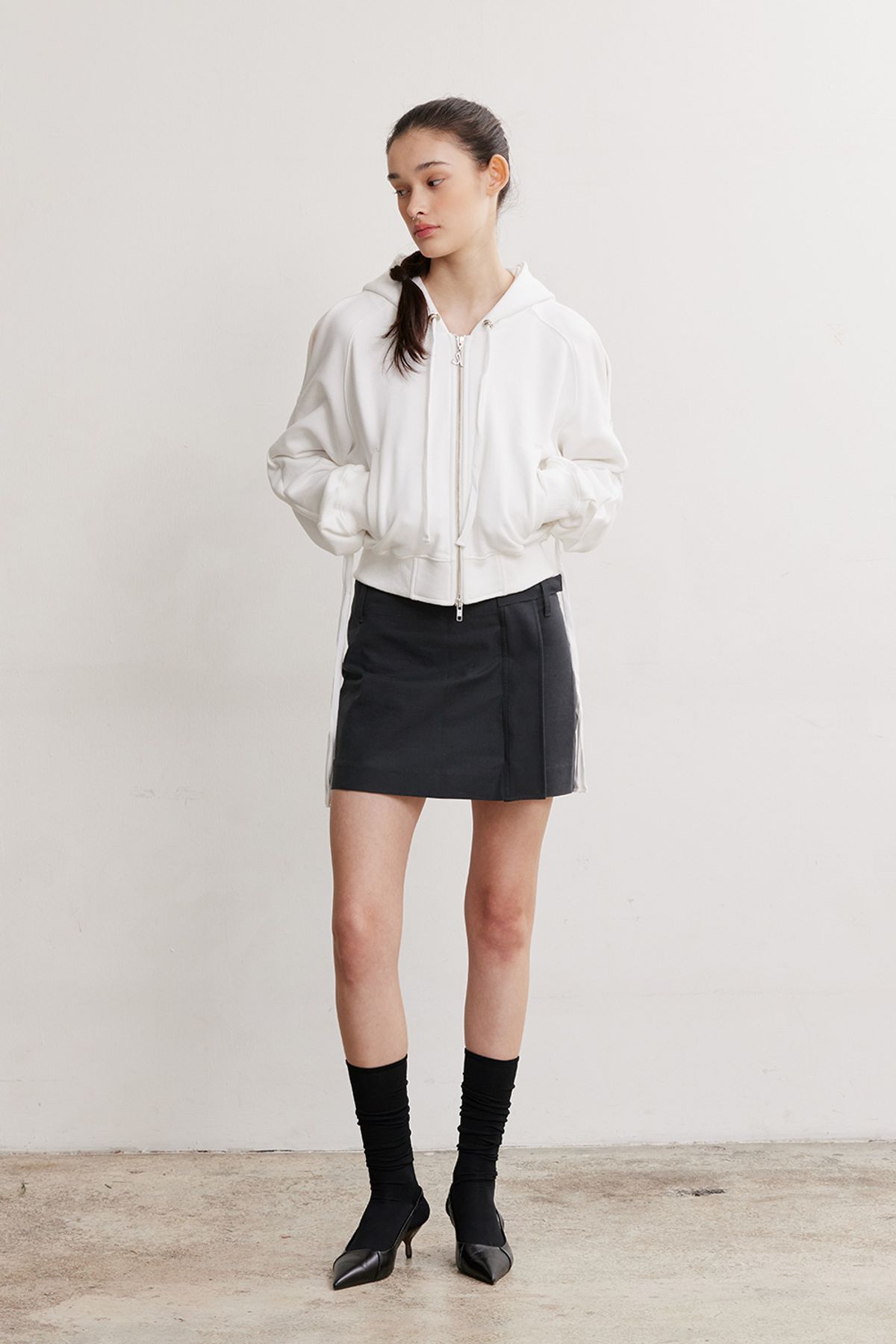 애프터아워즈(AFTERHOURS) 2IN1 SEE-THROUGH WRAP SKIRT (CHARCOAL+GREY)