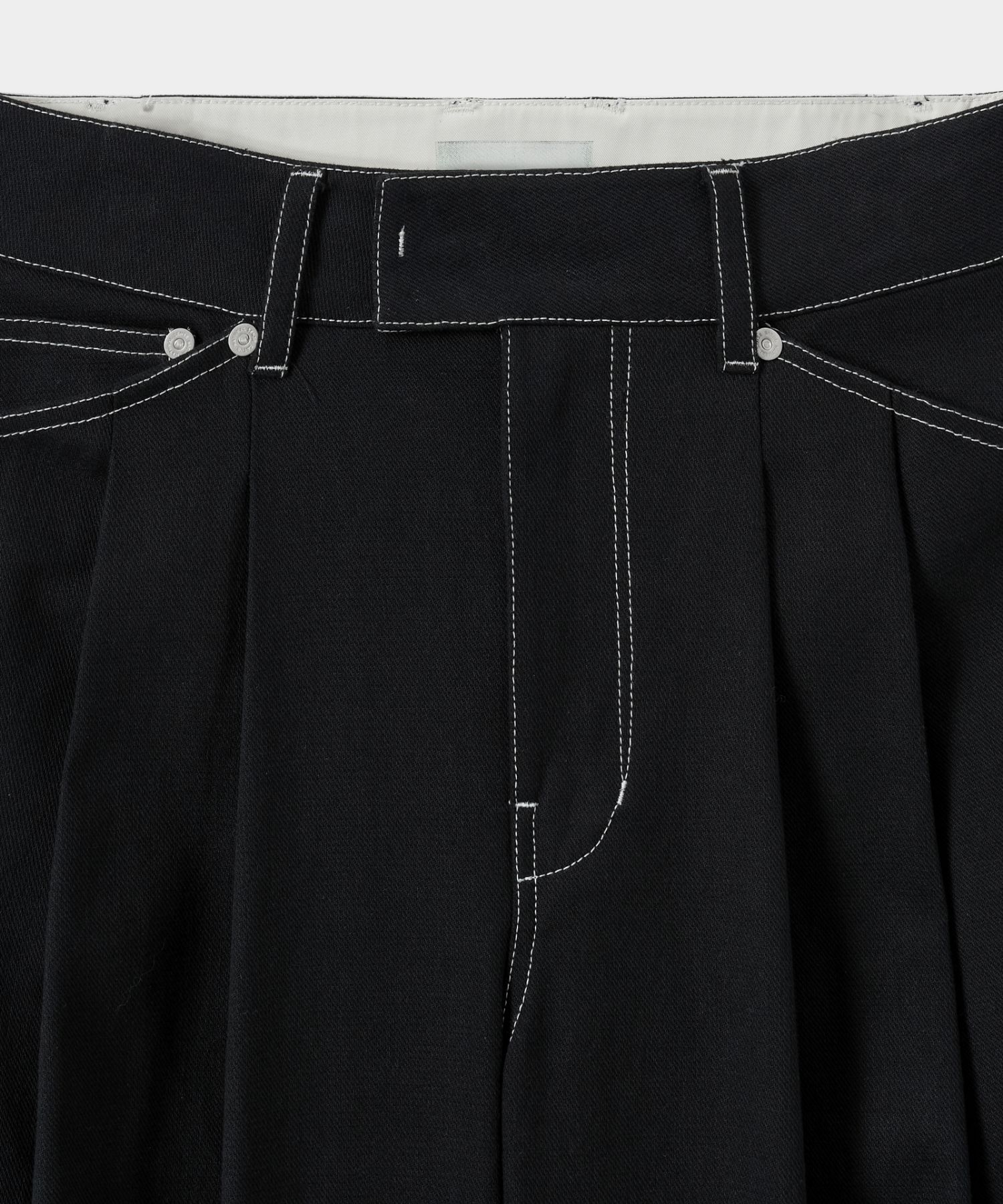 MUSINSA | SATUR (W) Nowell Wide Two Tuck Chino Pants Classic