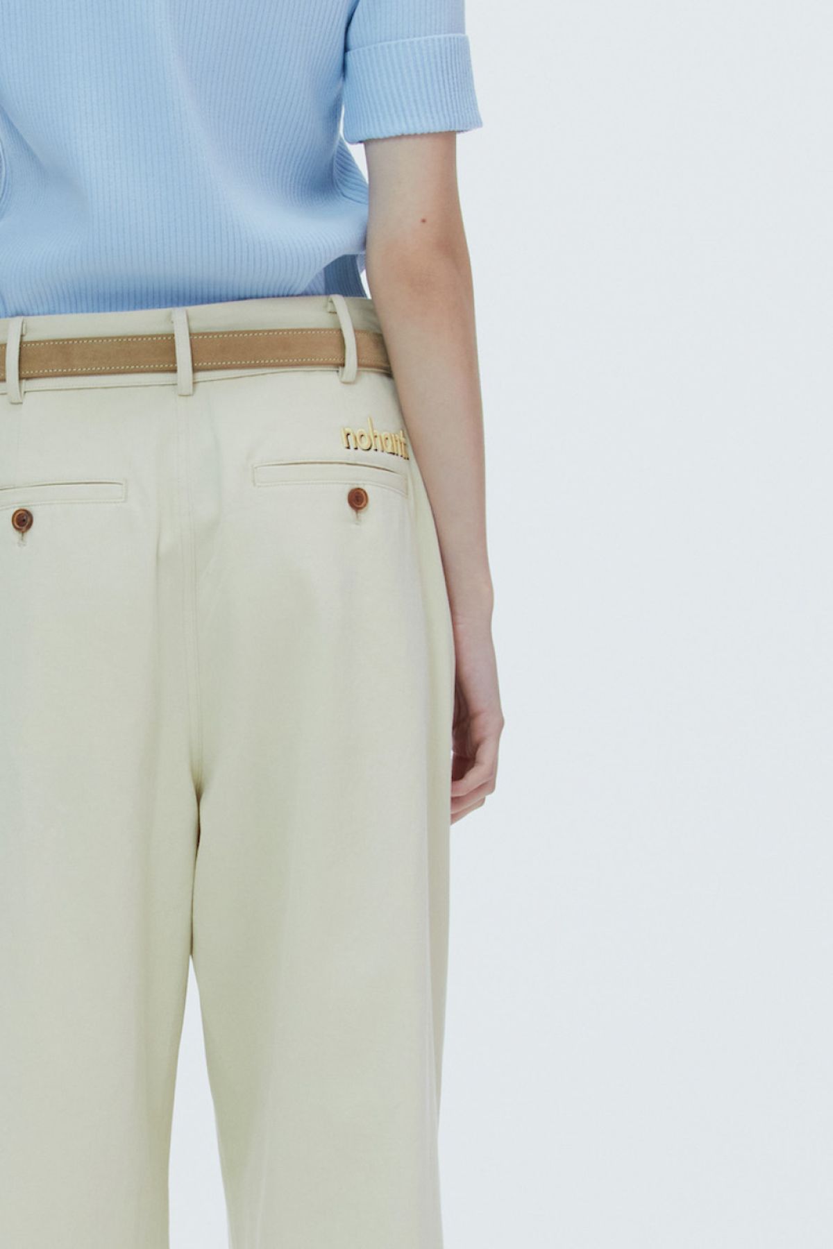노앙(NOHANT) UNISEX TWO TUCK CHINO PANTS BEIGE