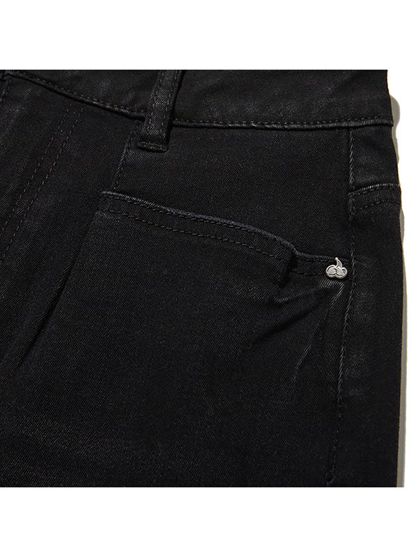 MUSINSA | KIRSH Cherry denim pintuck shorts [Black]