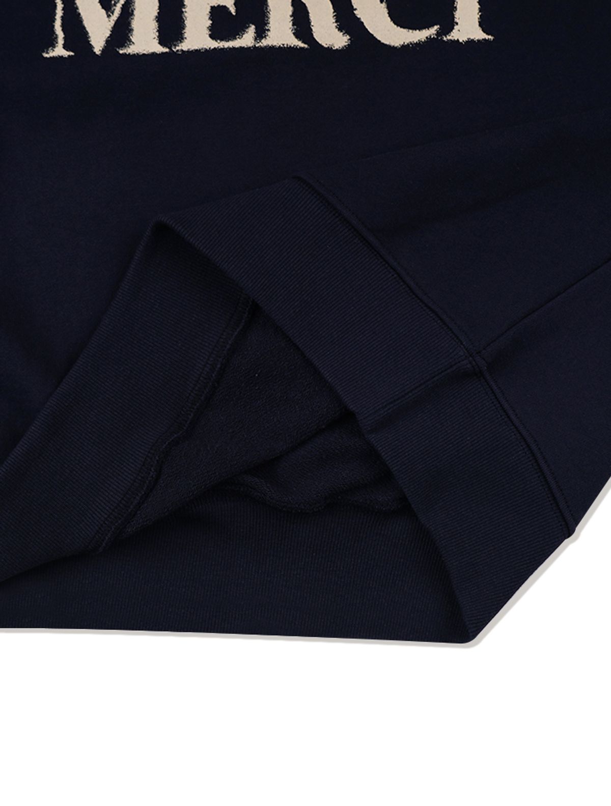 라 메종 스튜디오(LA MAISON STUDIO) UNISEX 카고포켓 DISPLACE 로고 맨투맨 네이비(FCE1TS101M)