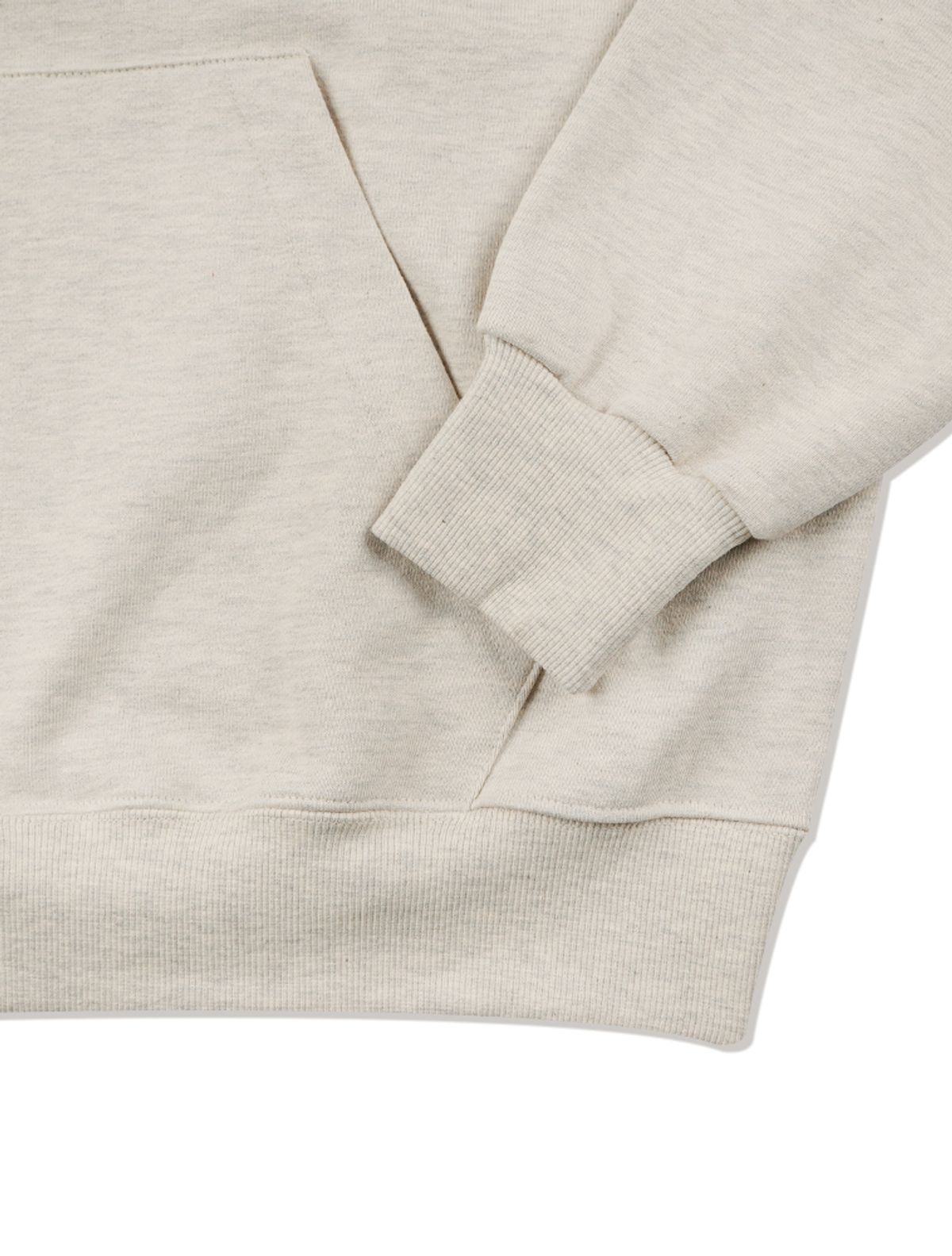 라 메종 스튜디오(LA MAISON STUDIO) UNISEX 카고포켓 DISPLACE 로고 후드 오트밀(FCE1TS102M)