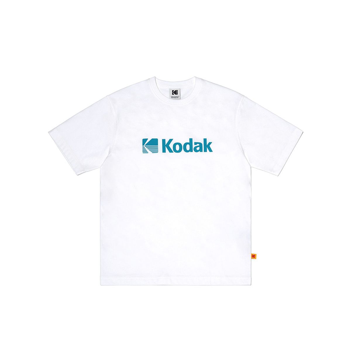 코닥(KODAK) 빅로고 에어로쿨 레귤러핏 반팔티셔츠 IVORY