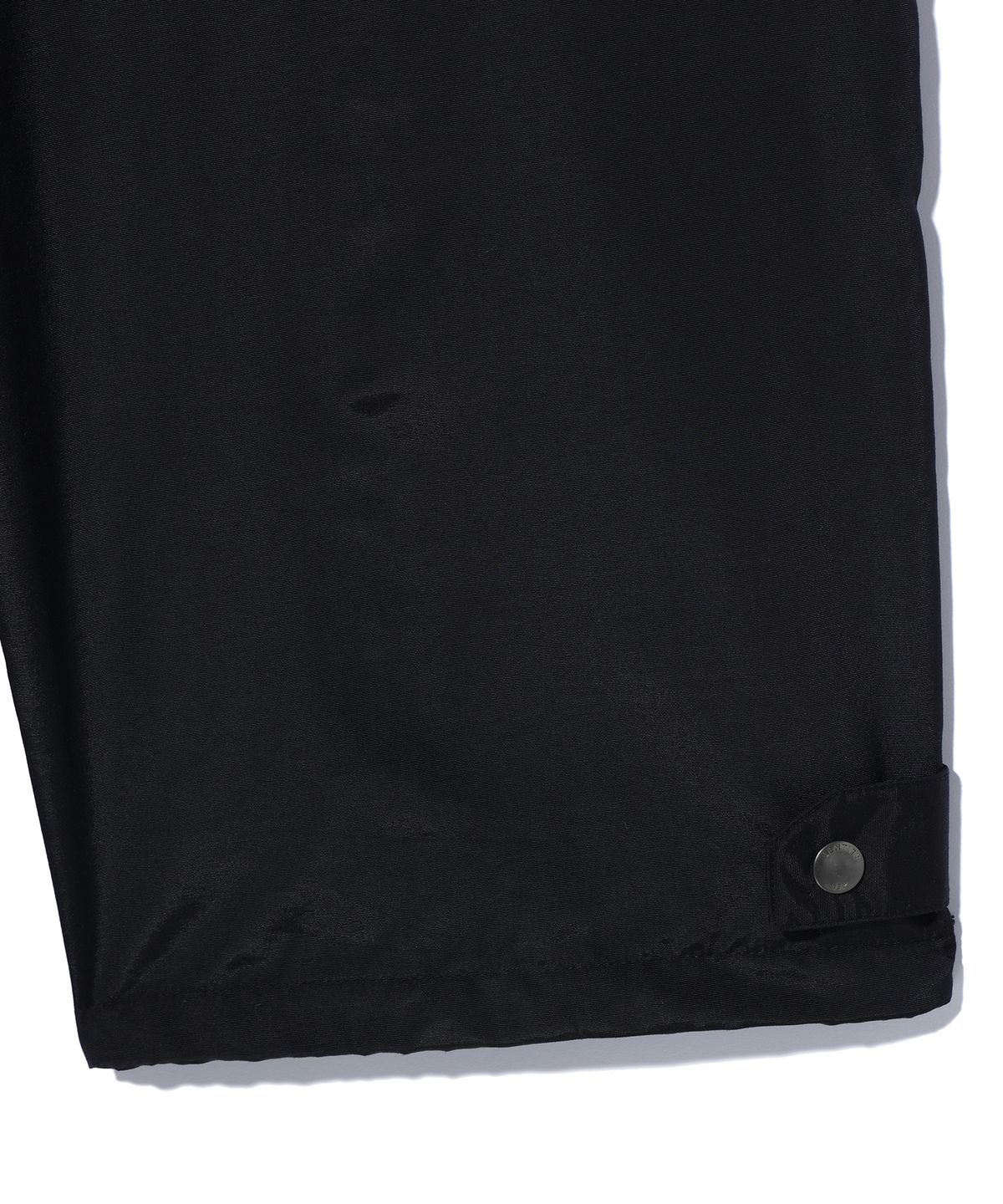 이에이(IEY) COVER ZIP-UP NYLON PANTS Black