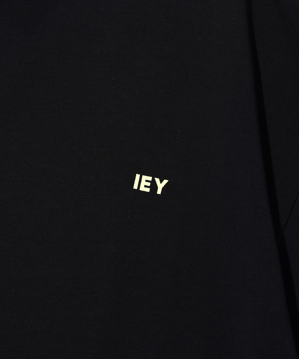 이에이(IEY) IDENTITY BACK LOGO T-SHIRT Black - 사이즈 & 후기 | 무신사