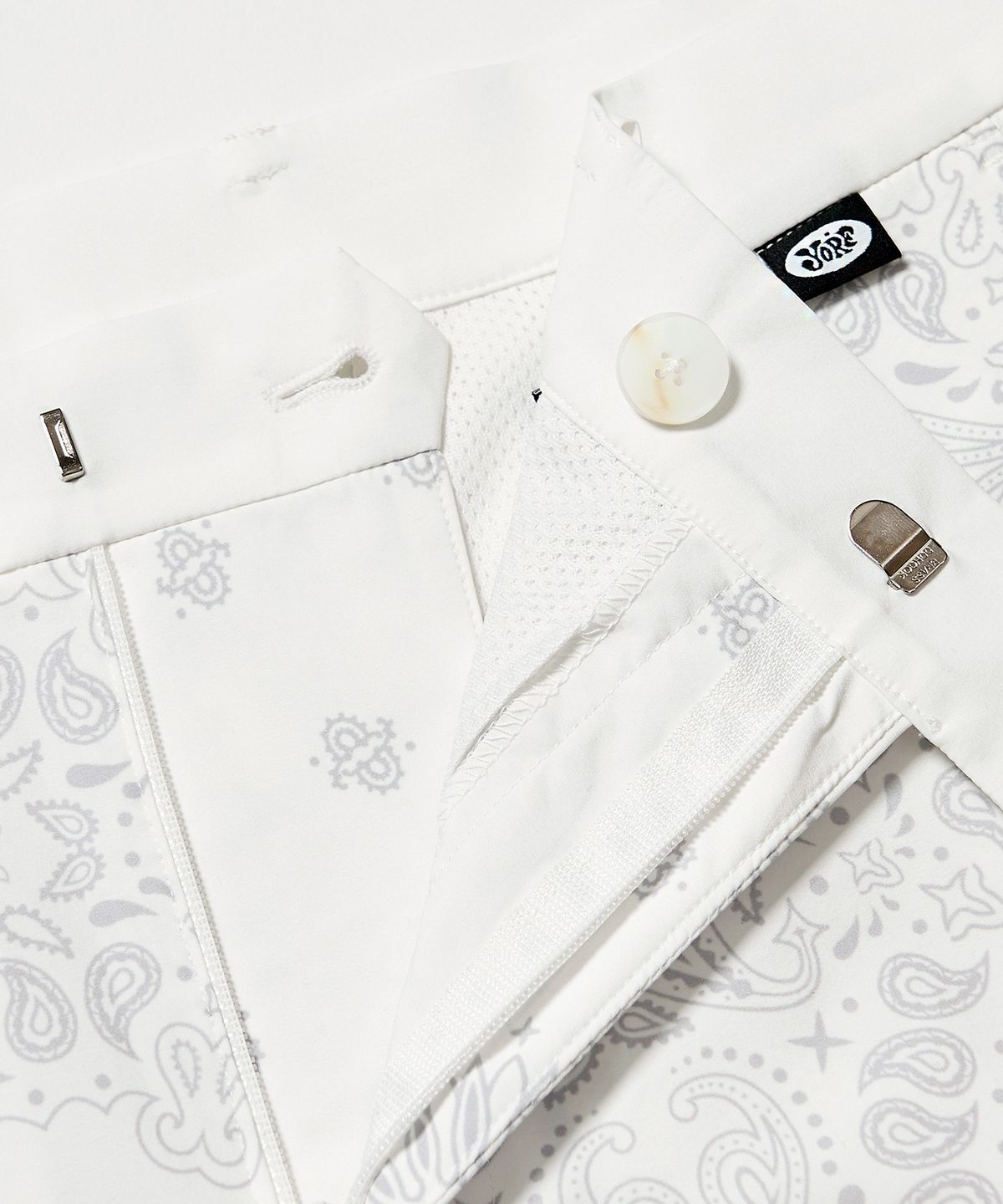 욜프(YORF) YORF SHORTS PAISLEY WHITE