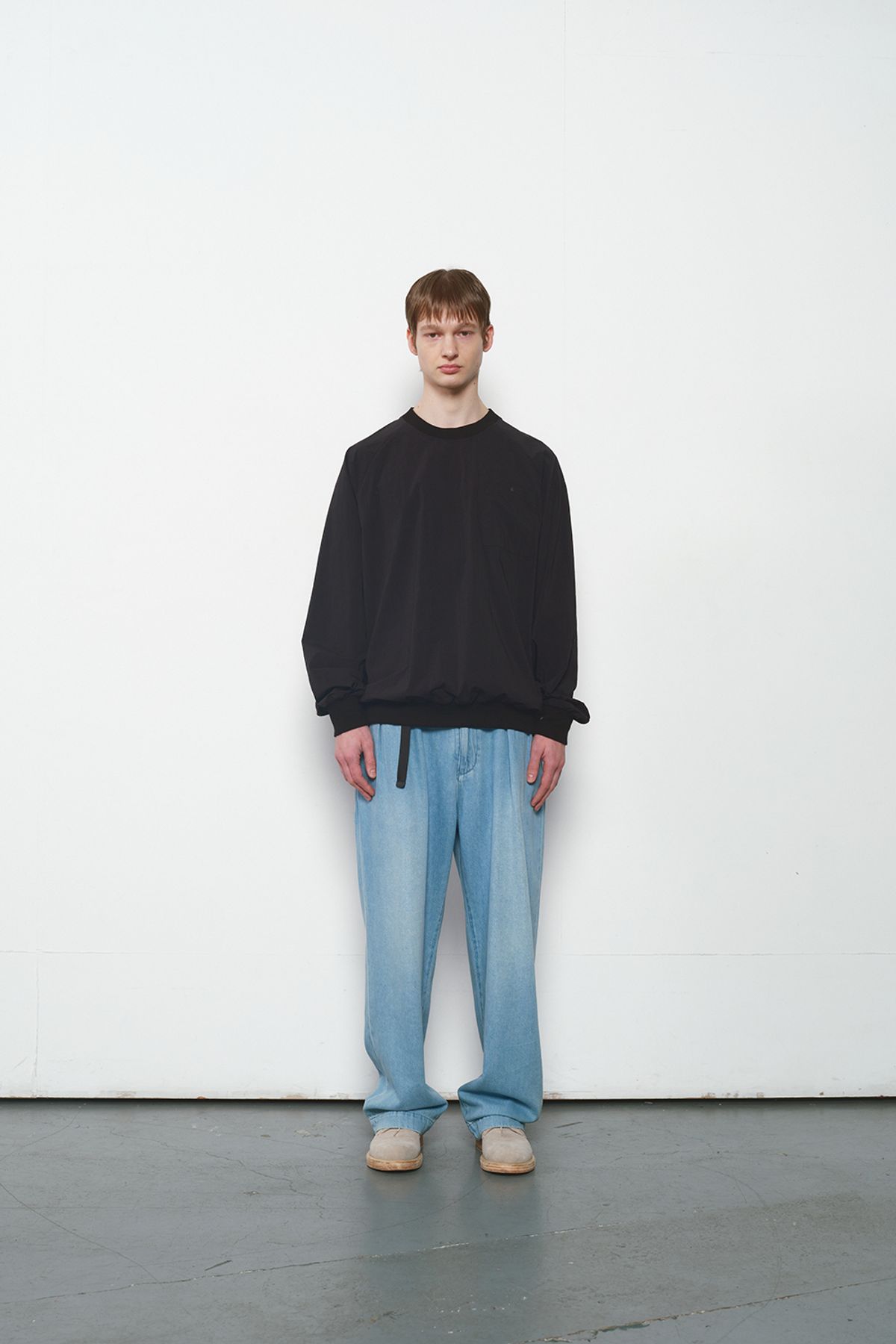 홀리선(HORLISUN) Jameson Long Woven Pullover Shirt Black