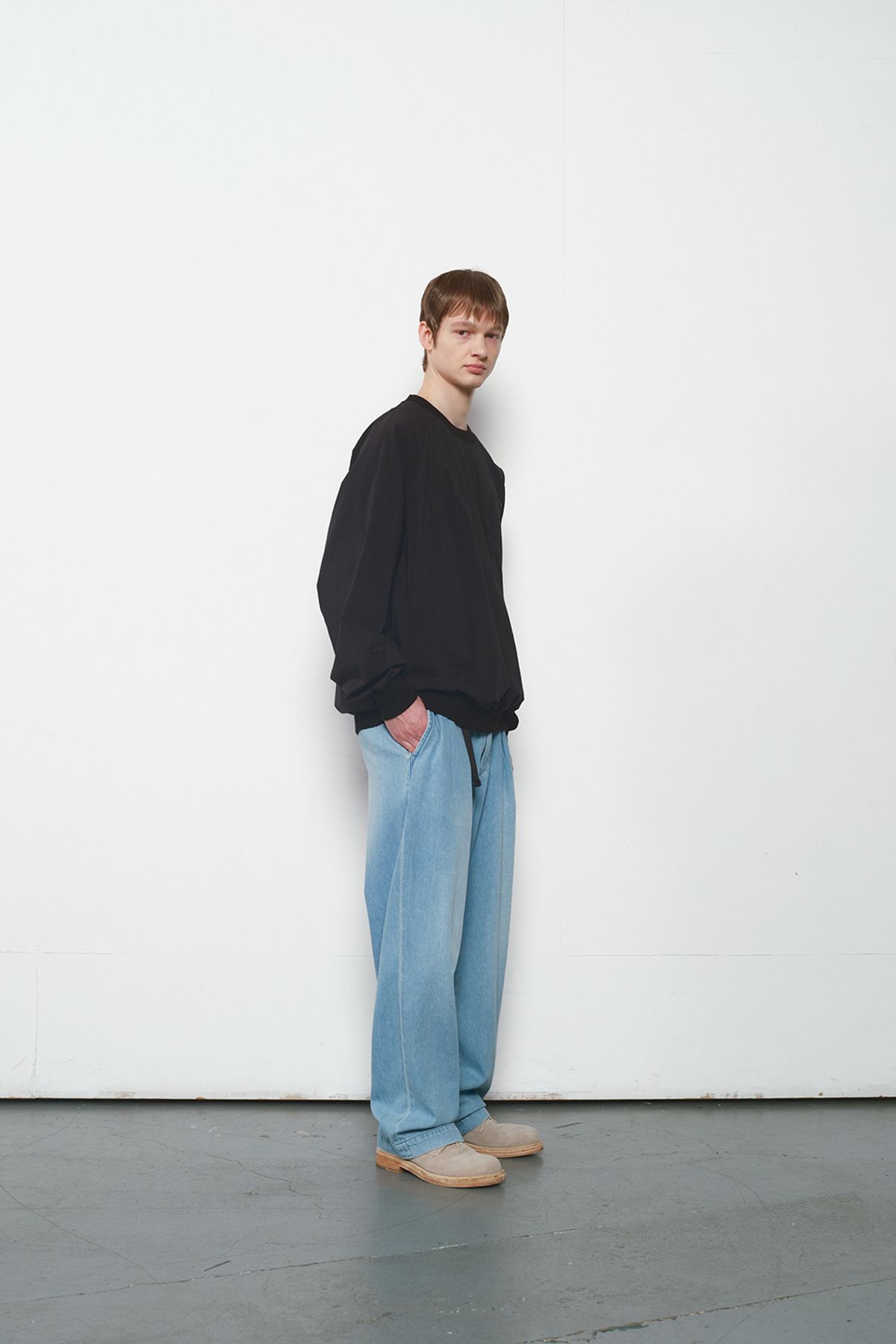 홀리선(HORLISUN) Jameson Long Woven Pullover Shirt Black