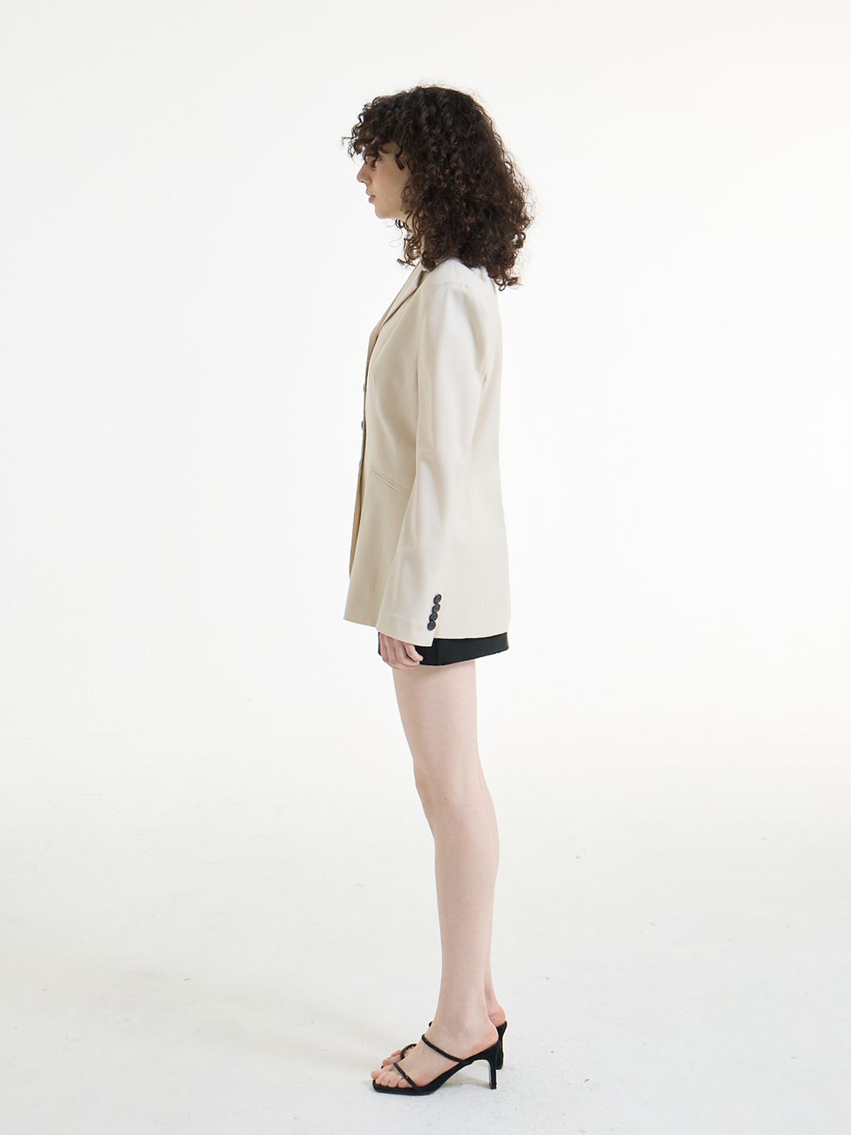 알렌오(ALLEN.O) signature 4-button Jacket (vanilla Beige)
