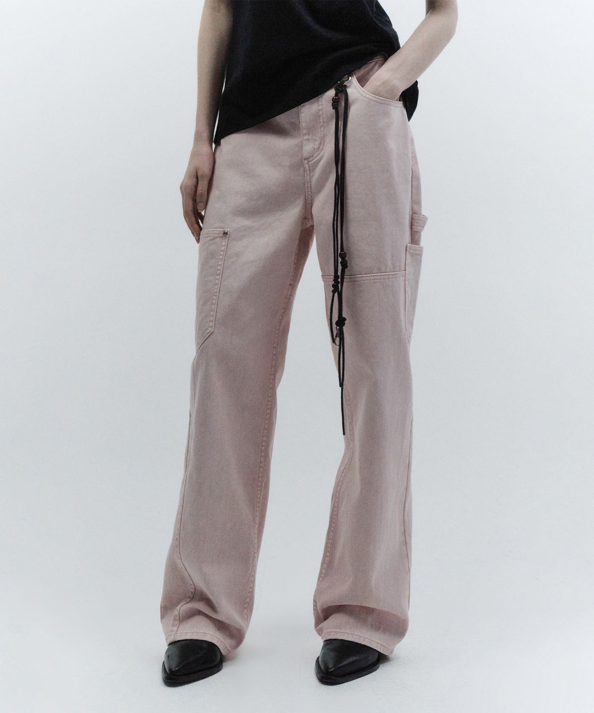 인사일런스 우먼(INSILENCE WOMEN) 컬러 카펜터 데님 PASTEL PINK