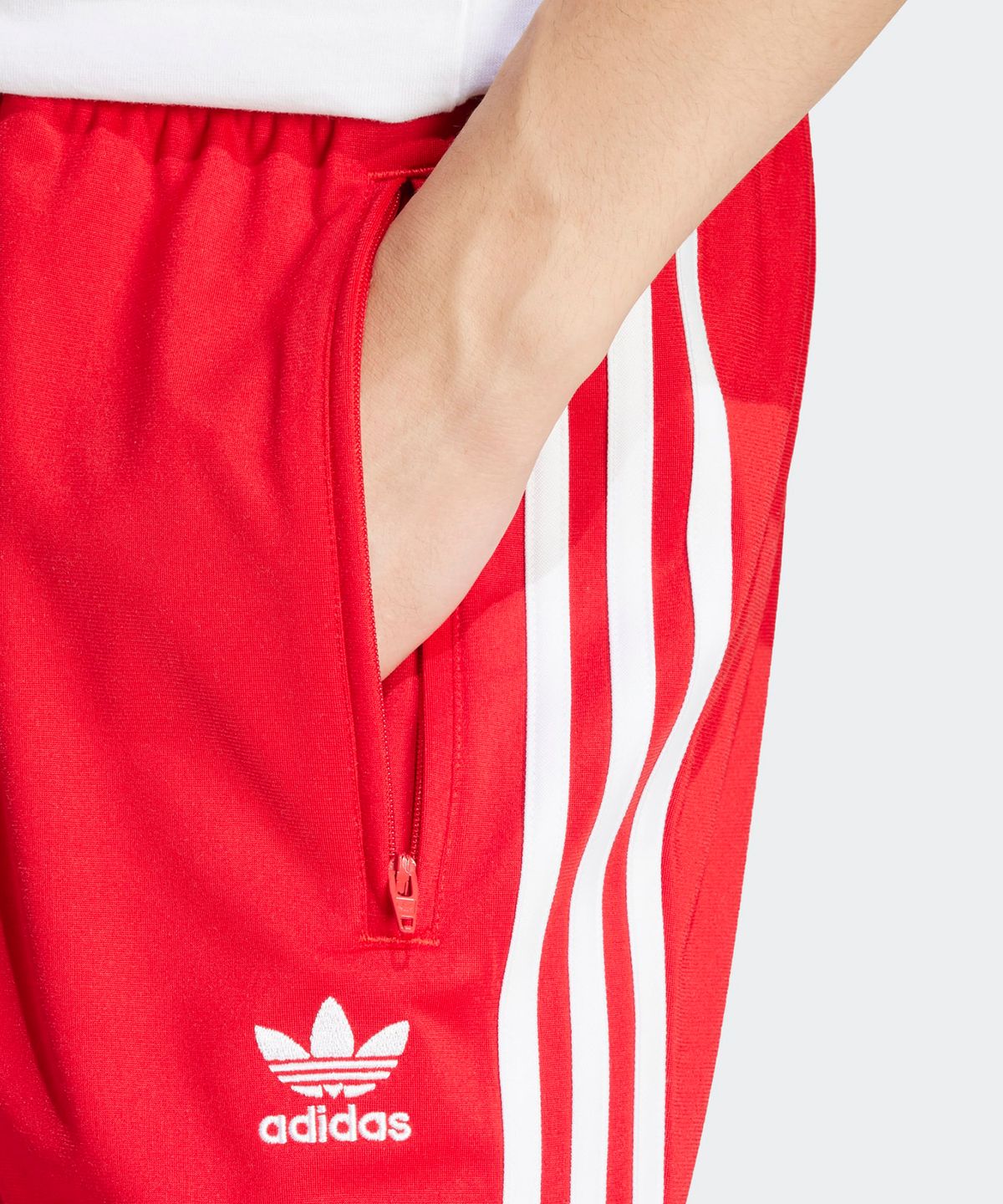 아디다스(ADIDAS) 파이어버드 숏 팬츠 - 스칼렛 / IM9421