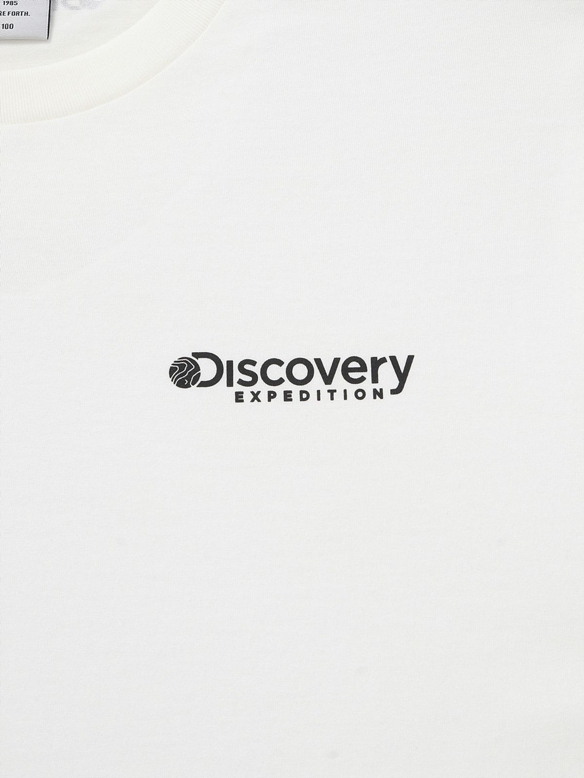 디스커버리 익스페디션(DISCOVERY EXPEDITION) 메인크루 아웃도어 비치 그래픽 티셔츠 (CREAM)