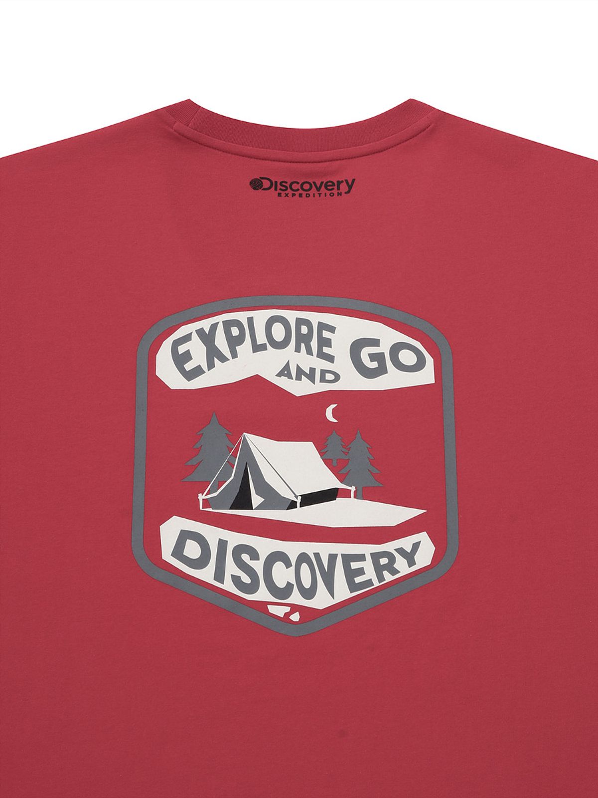 디스커버리 익스페디션(DISCOVERY EXPEDITION) 메인크루 아웃도어 포레스트 그래픽 티셔츠 (RED)