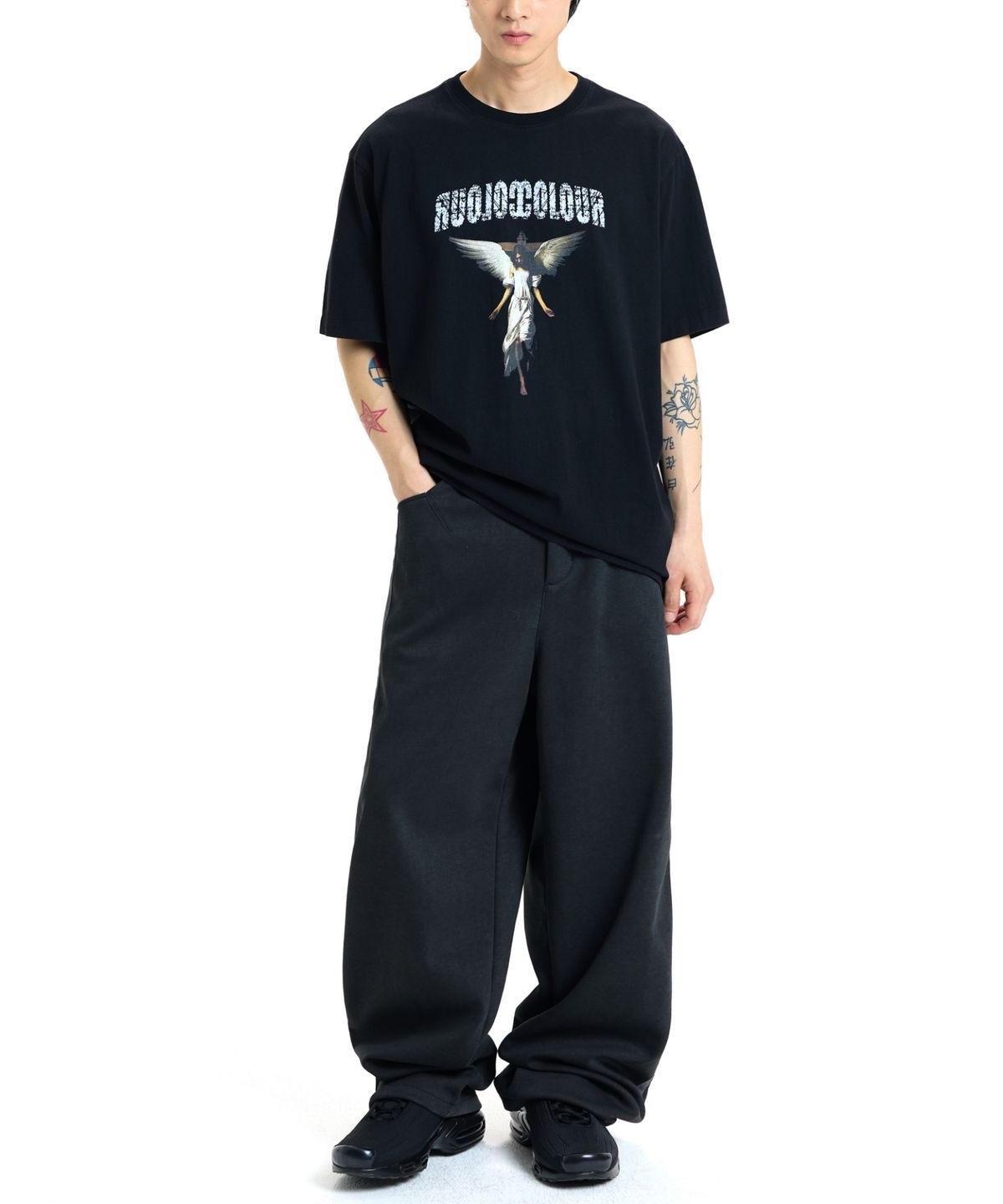 본바트(VONVAT) Angel Graphic Washed Short Sleeve