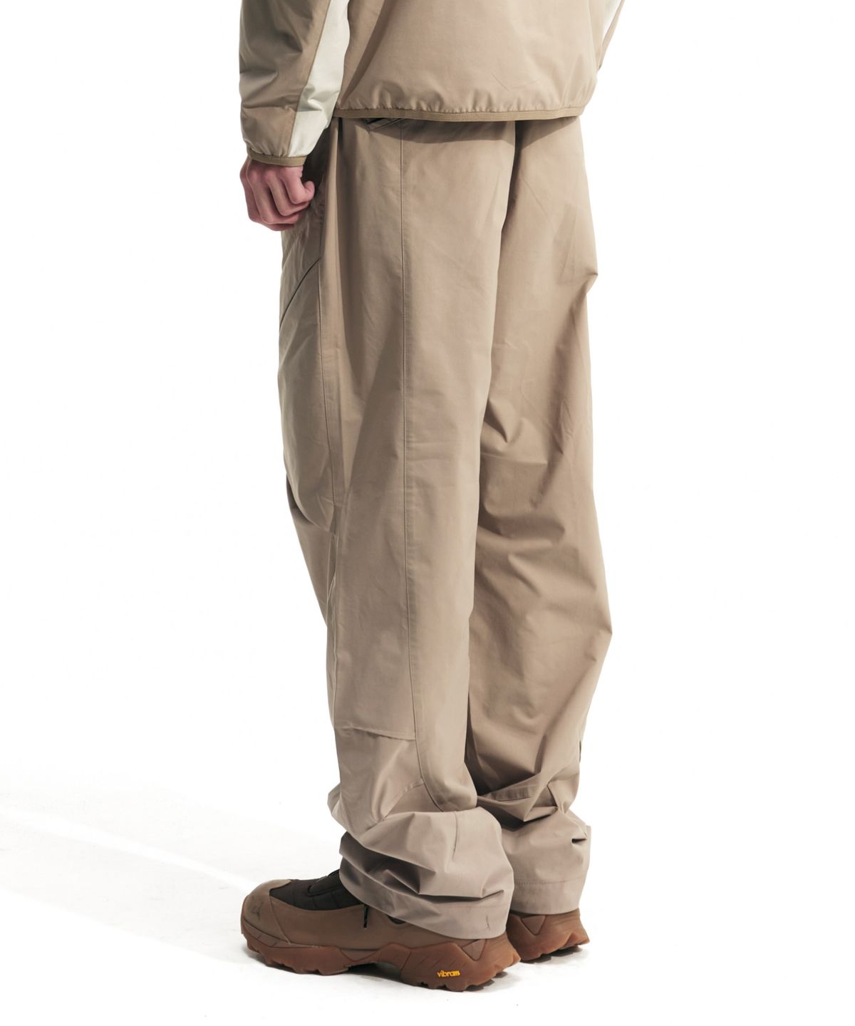 록히드마틴(LOCKHEED MARTIN) CACTUS DART PANTS (BEIGE)
