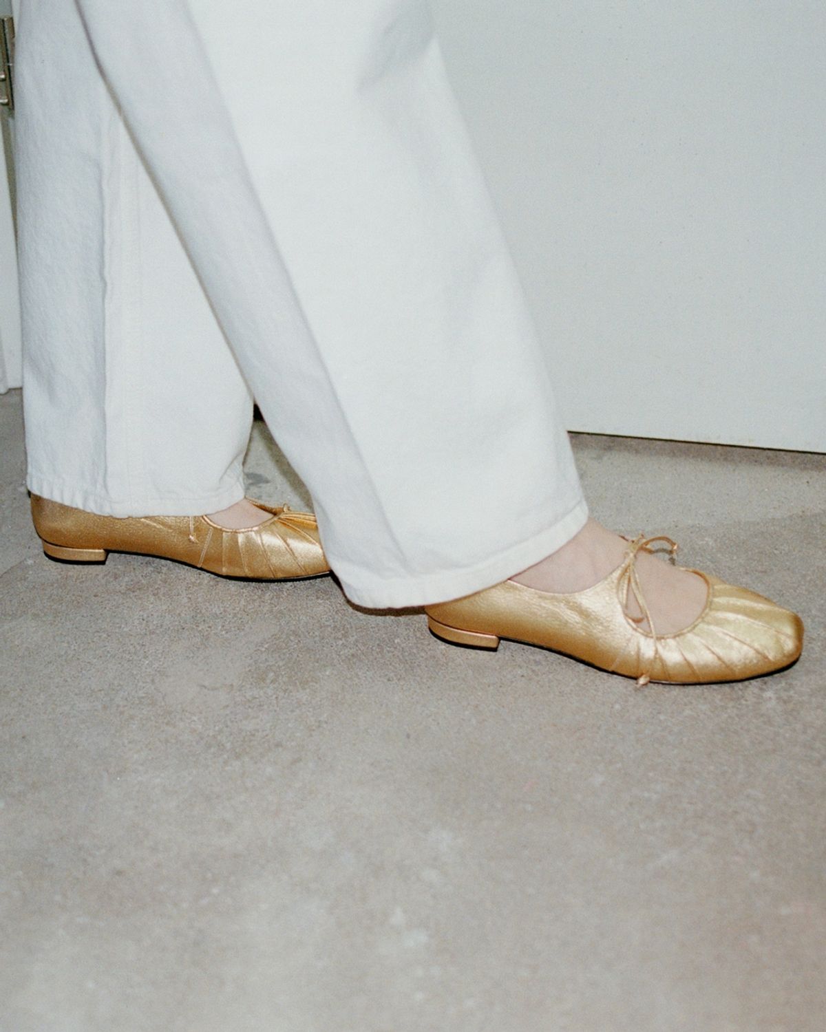 더 클로이스터(THECLOISTER) 링클 메리 제인 (4 COLORS)