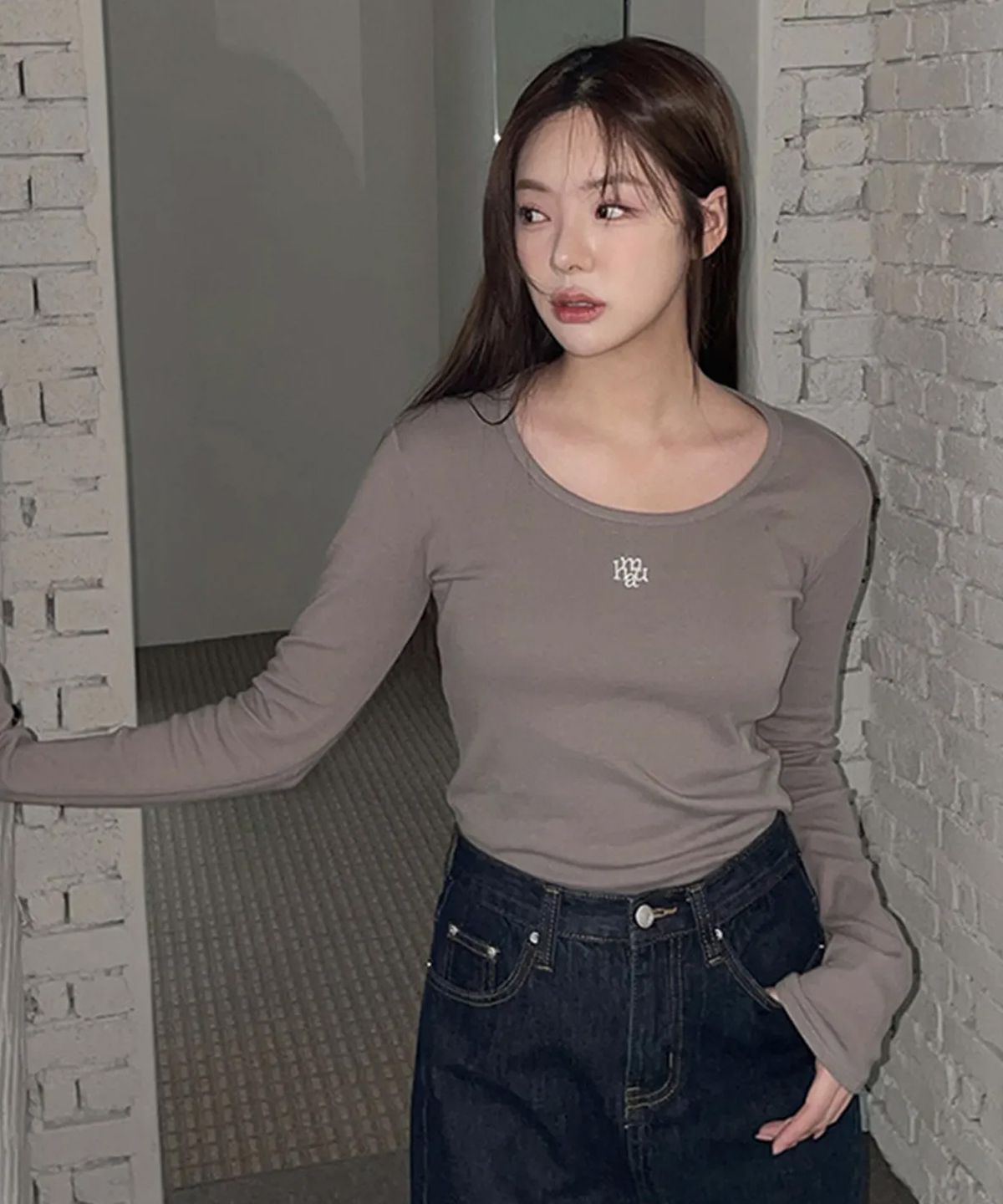 무아무아(MUAHMUAH) [2PACK] 스티치 유넥 코튼스판 긴팔티