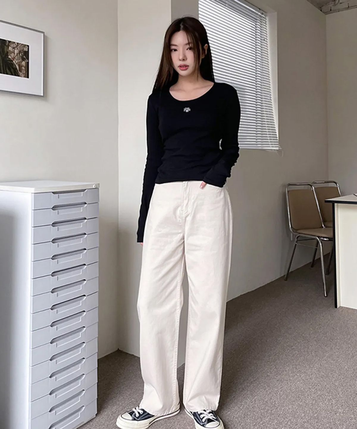 무아무아(MUAHMUAH) [2PACK] 스티치 유넥 코튼스판 긴팔티