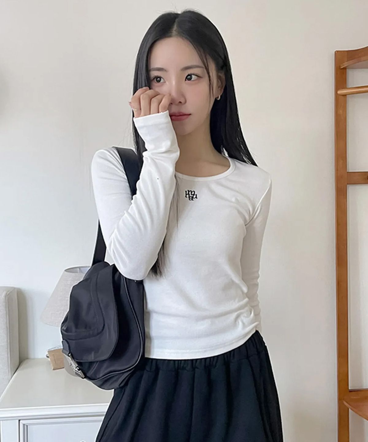 무아무아(MUAHMUAH) [2PACK] 스티치 유넥 코튼스판 긴팔티