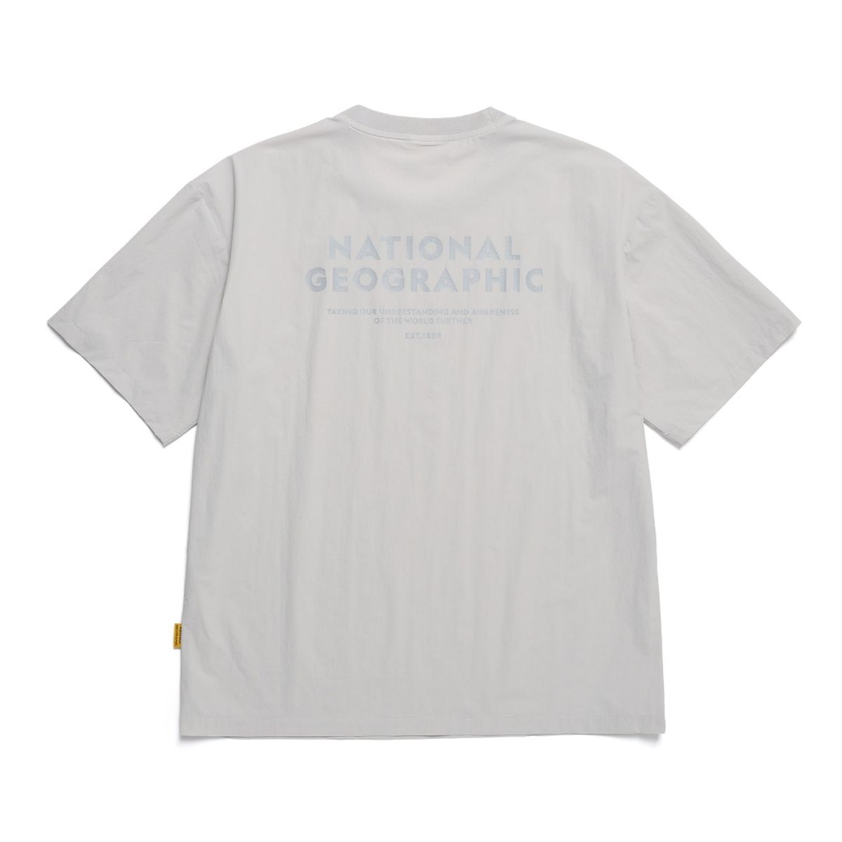 내셔널지오그래픽(NATIONALGEOGRAPHIC) N242UTS962 아델리 경량 우븐 반팔 백그래픽 티셔츠 ICE GREY