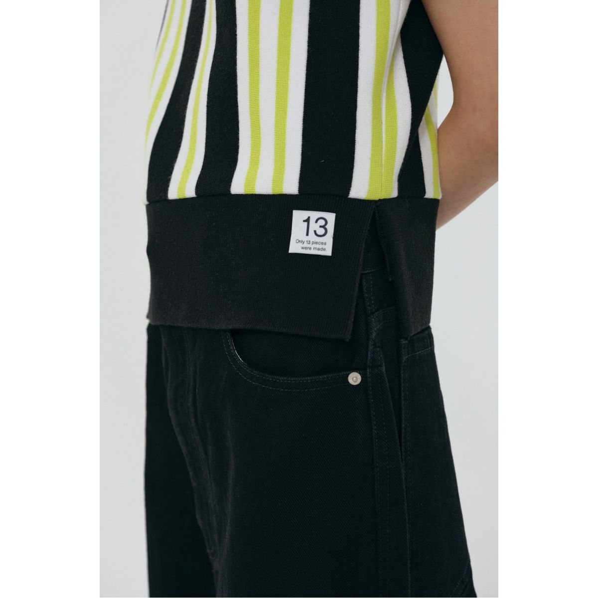 래코드(RECODE) Stripe Backword Knit Top_RQWAS24509BKX